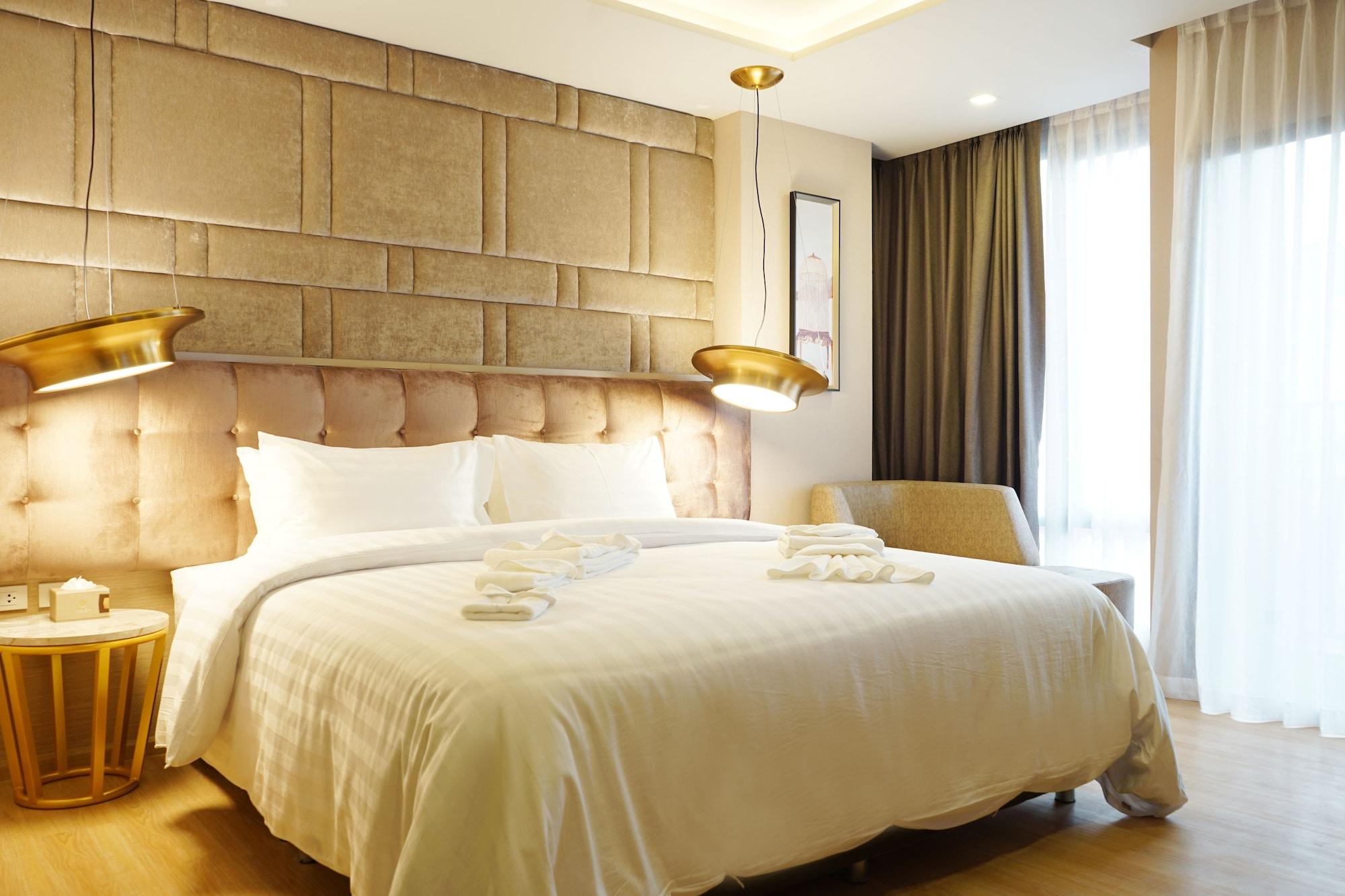 De Prime Rangnam Hotel