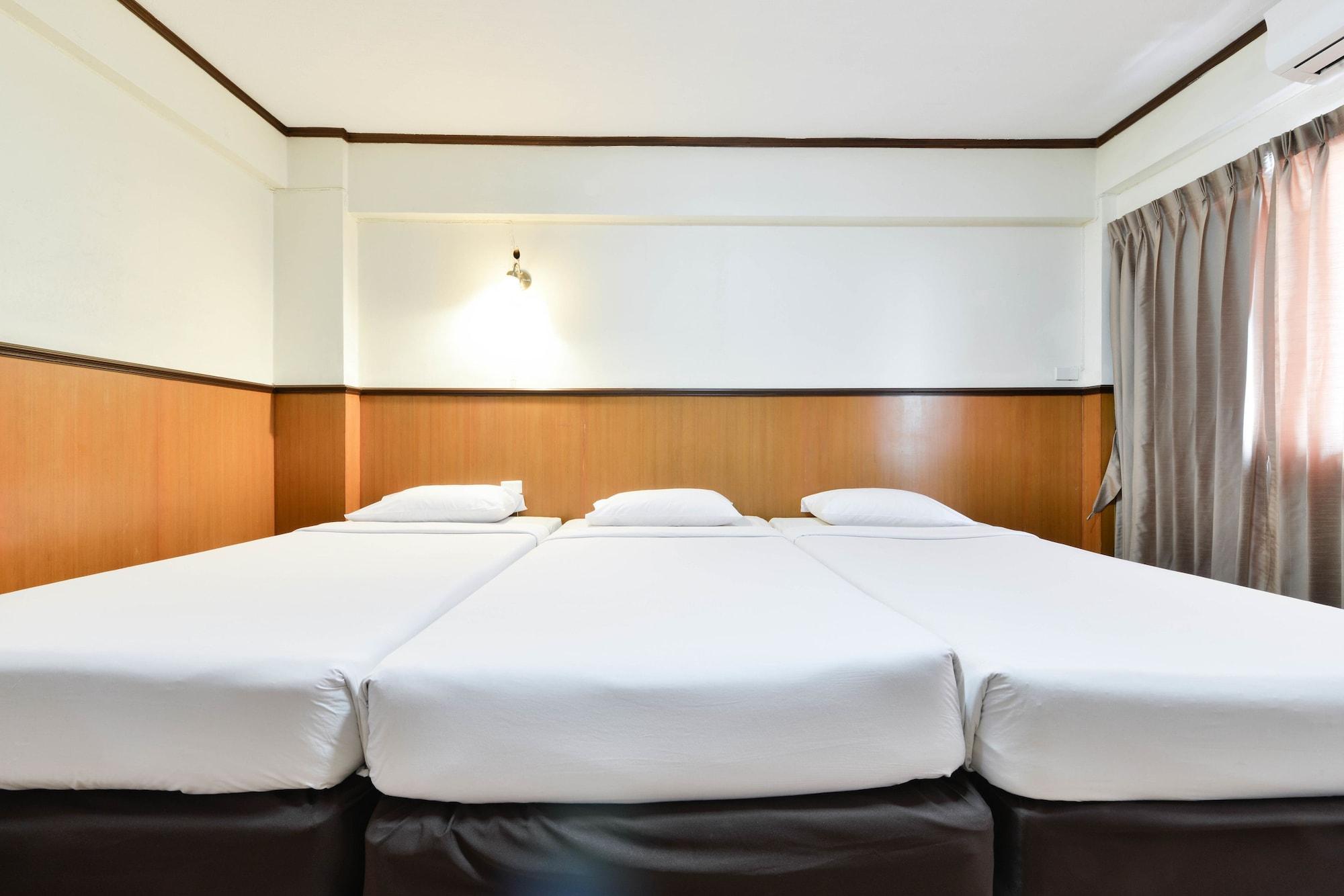 Palace 2* Bangkok