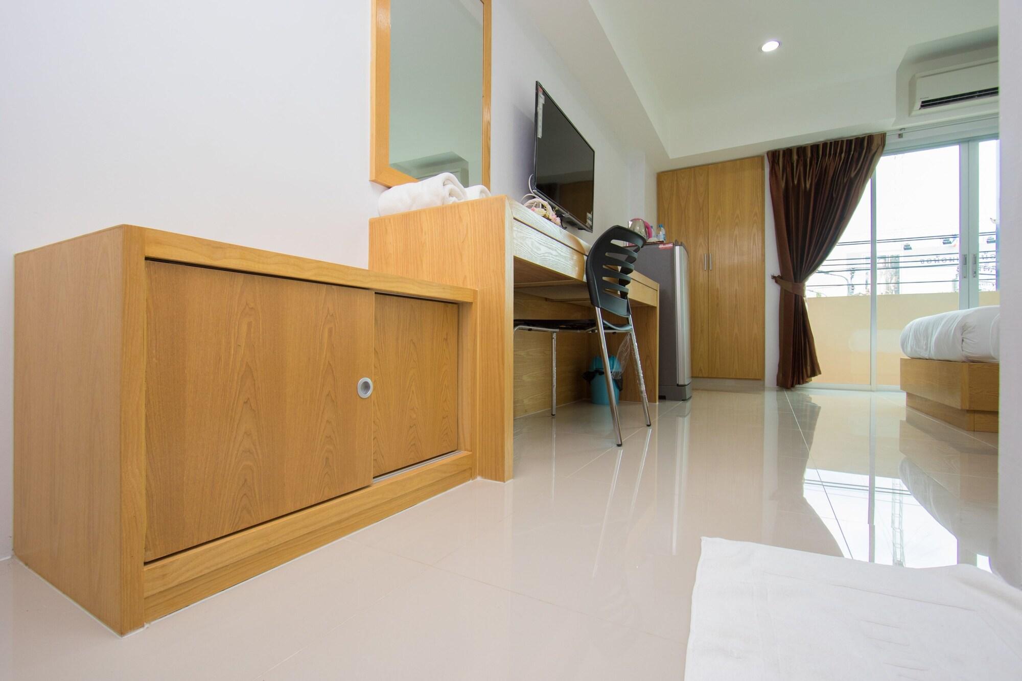 Aparthotel Jr Mansion On Nut Soi 25