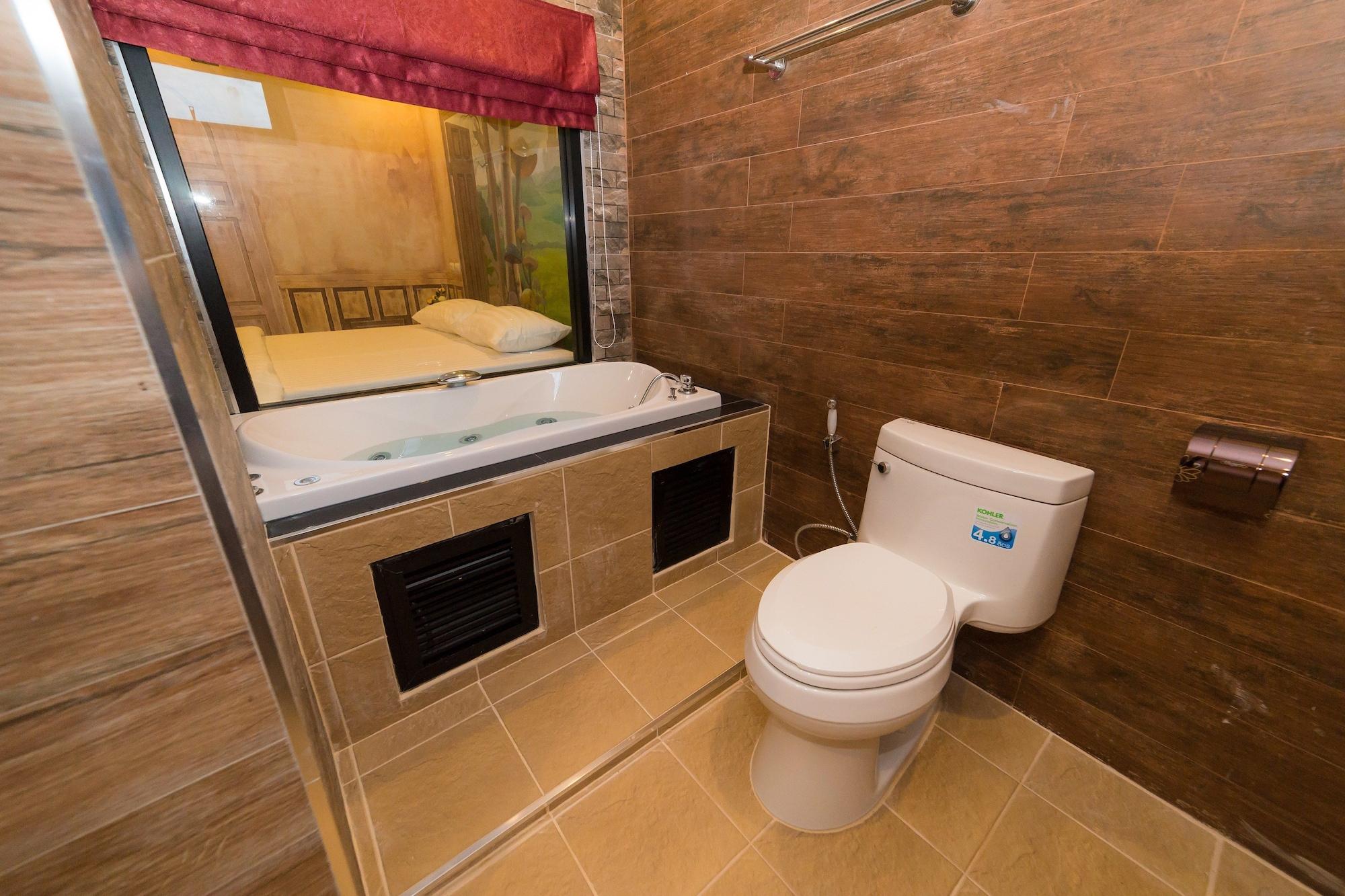 Thongtara House Boutique Srinakarin Hotel Bangkok