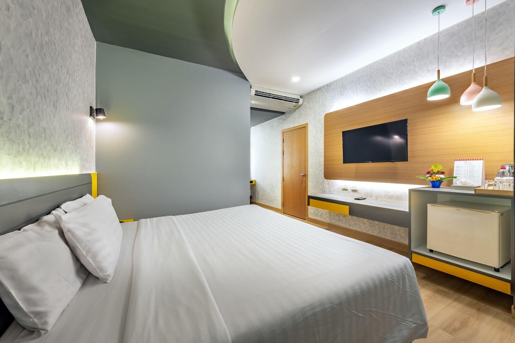 Qiu Sukhumvit Sha 4*