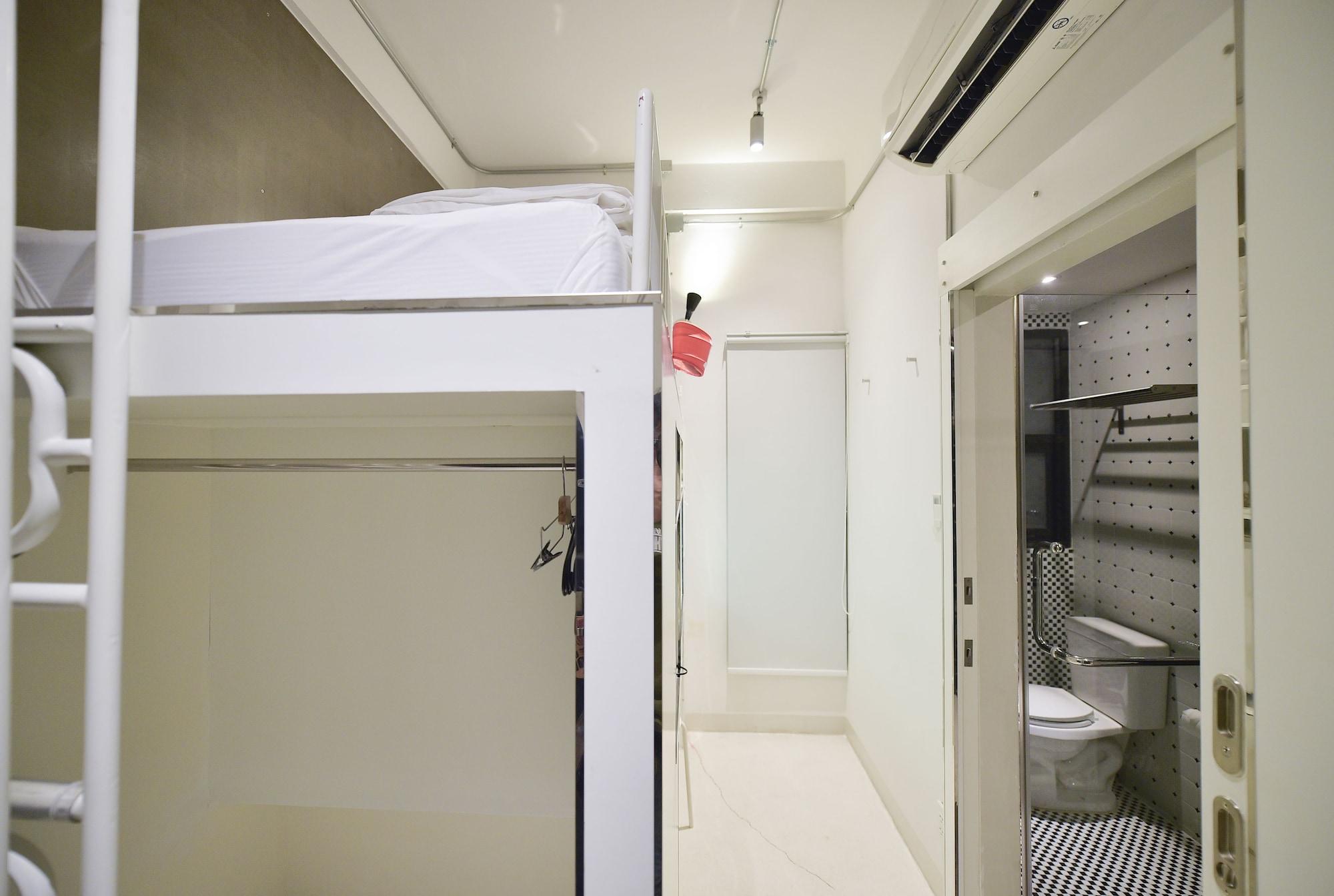 Hotel Jasaen Stylish Boutique Bangkok