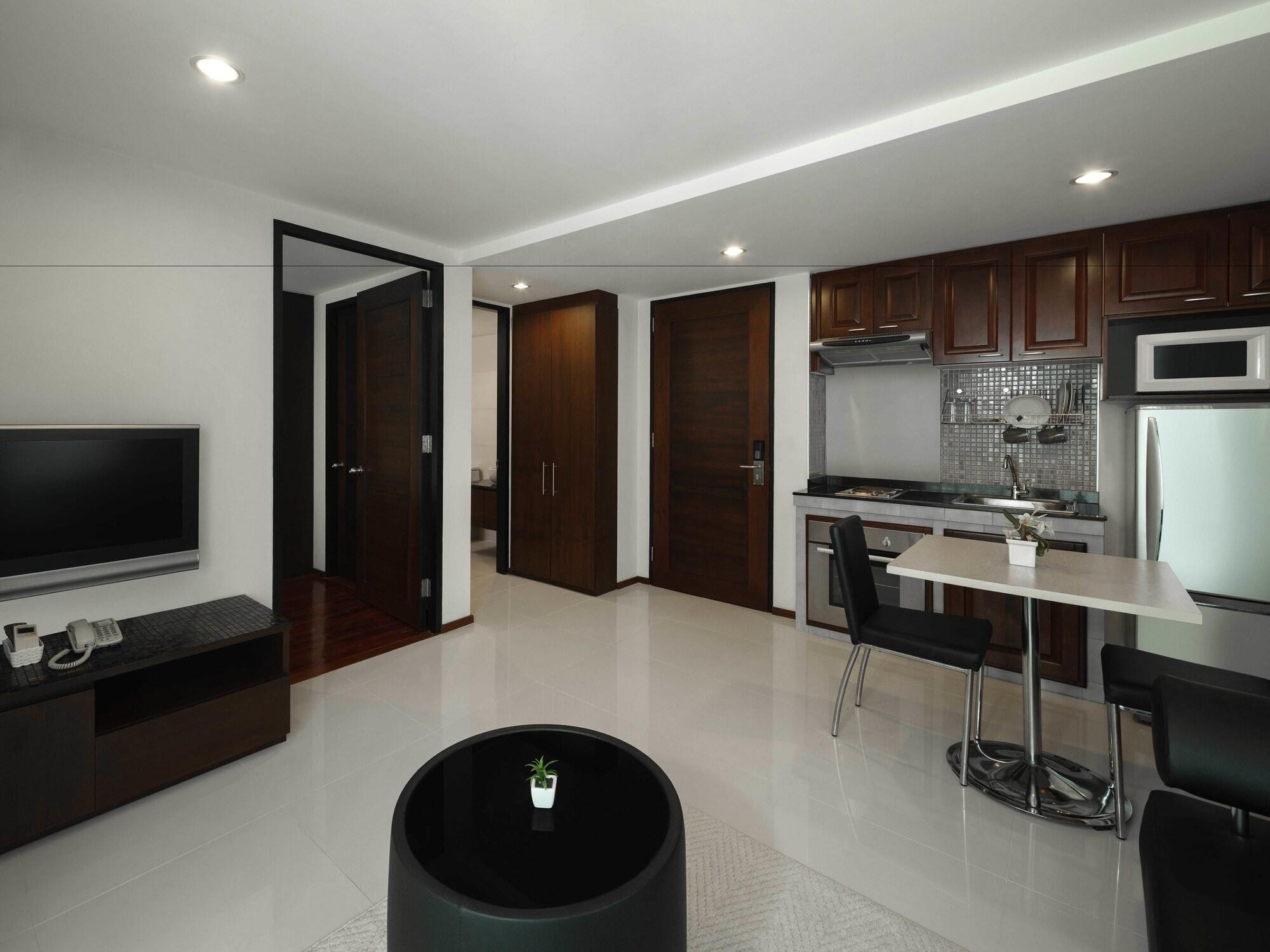 Hotel Silom Lofts