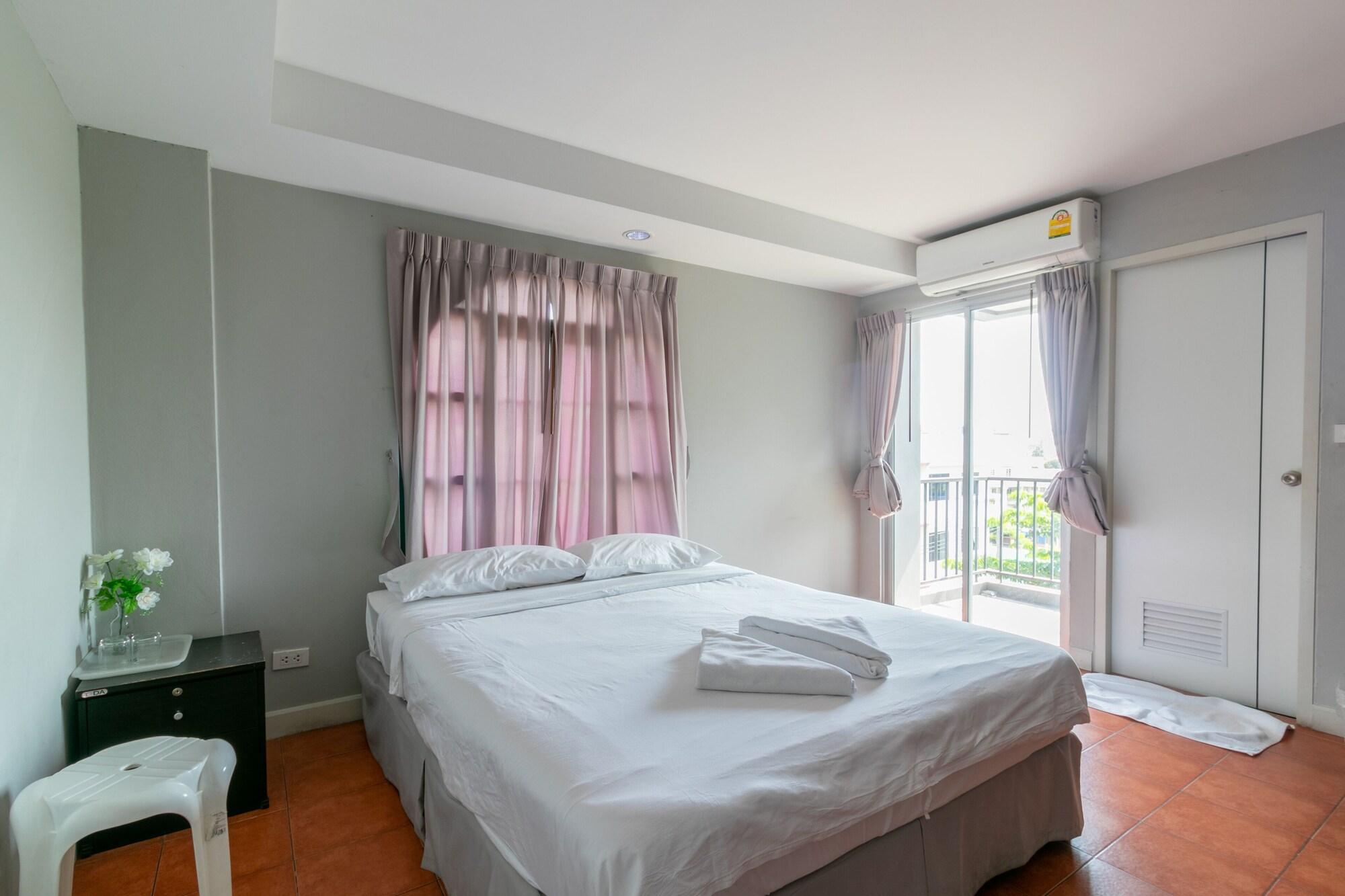 Aparthotel Resortel Lat Phrao 91 2*