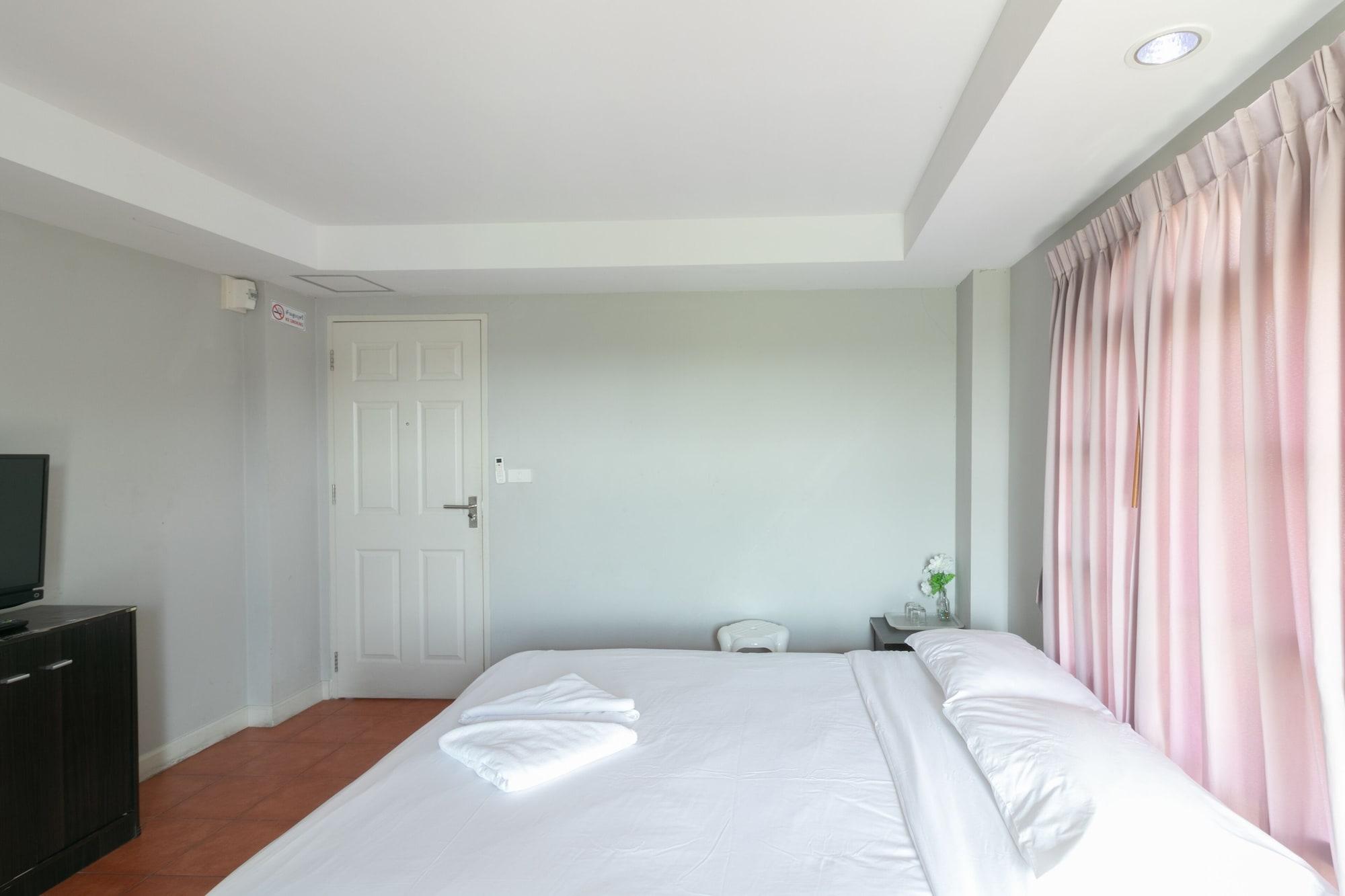 Resortel Lat Phrao 91 Aparthotel 2*