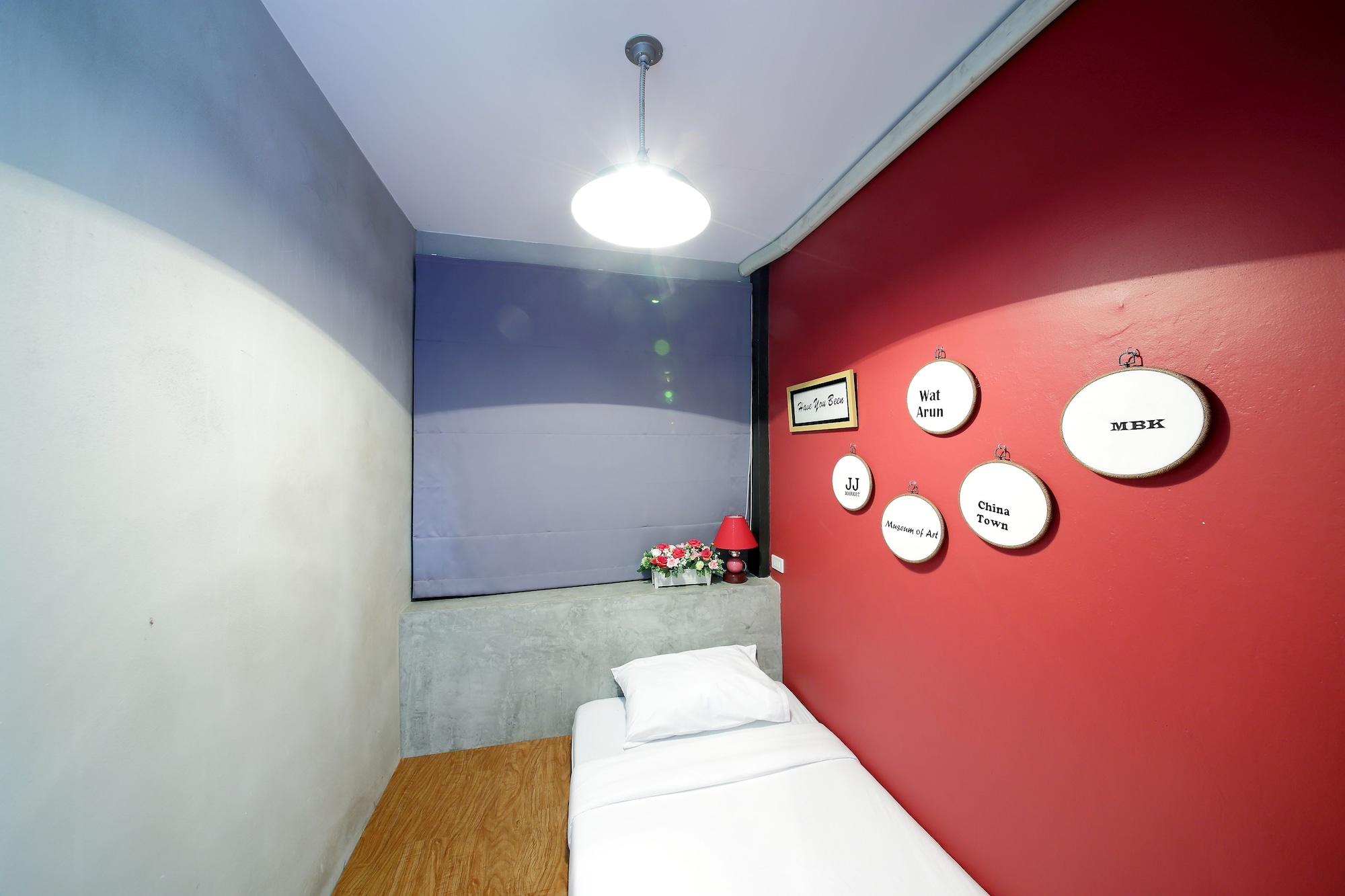 Smile Hotel 2*