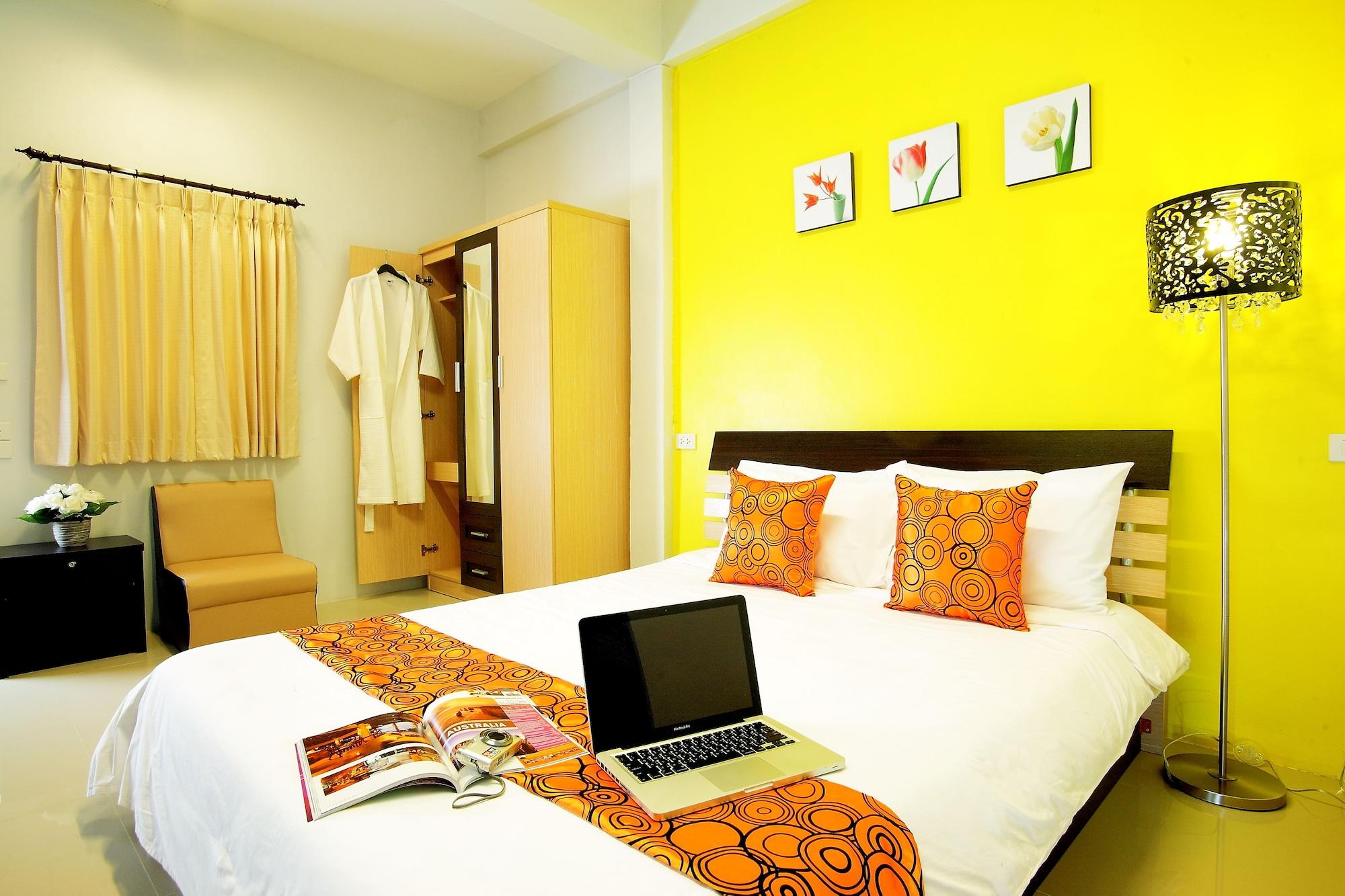 Smile Hotel 2*