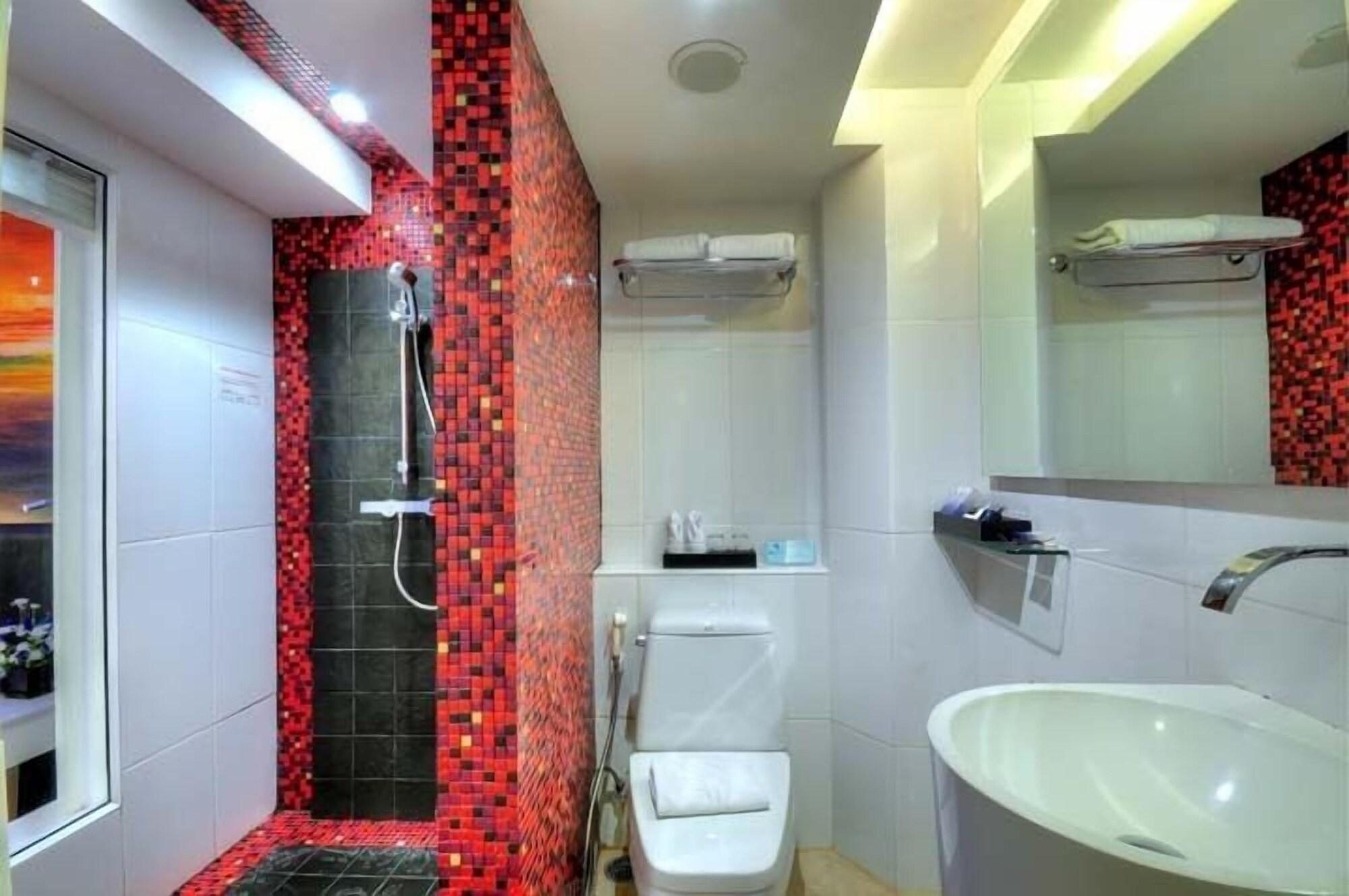 Aspira Skyy Sukhumvit 1 4* Bangkok