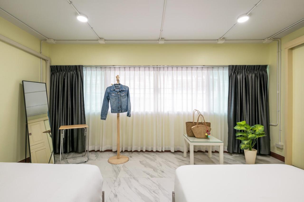 At Four-6 Bed, Center, Nana Bts, Mbk, World, Siam *