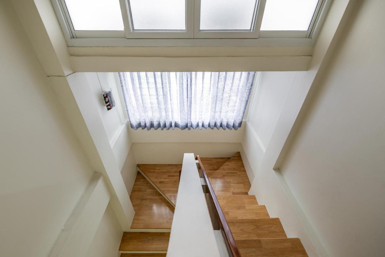 At Four-6 Bed, Center, Nana Bts, Mbk, World, Siam *