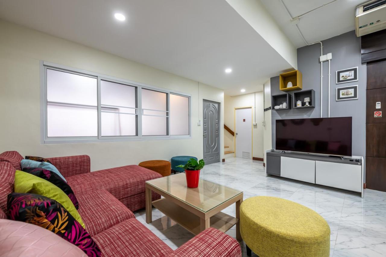 At Four-6 Bed, Center, Nana Bts, Mbk, World, Siam Villa Bangkok