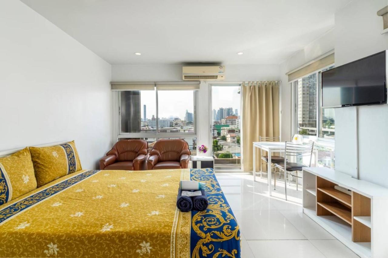 Inn Right Place Sathorn