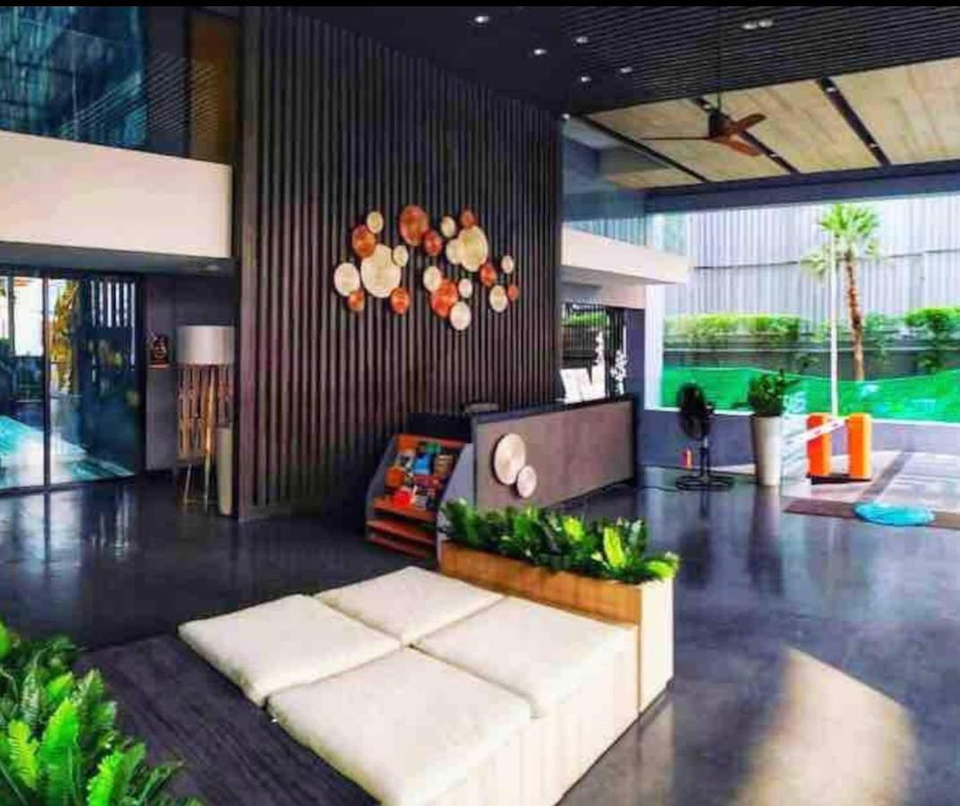 Stylish ,2beds, Free Wi-fi,netflix, Bts Asok, Sukhumvit Bangkok