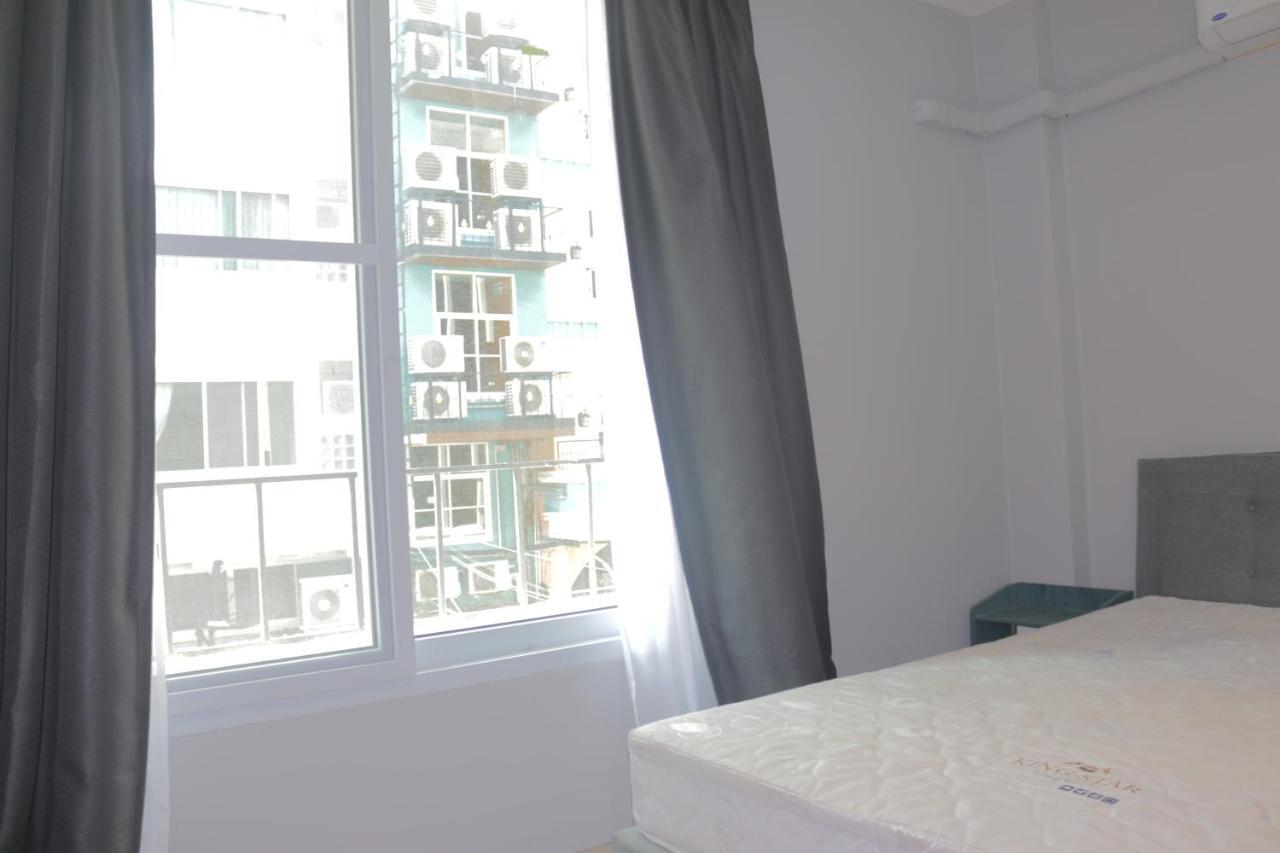 Nato House Ekkamai -bts Ekkamai With Balcony Apartment Bangkok