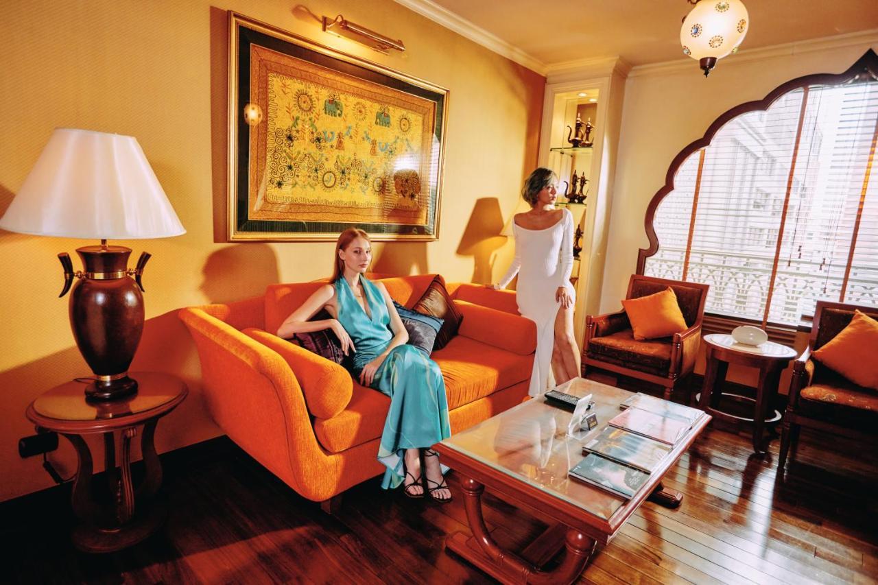 The Davis Hotel