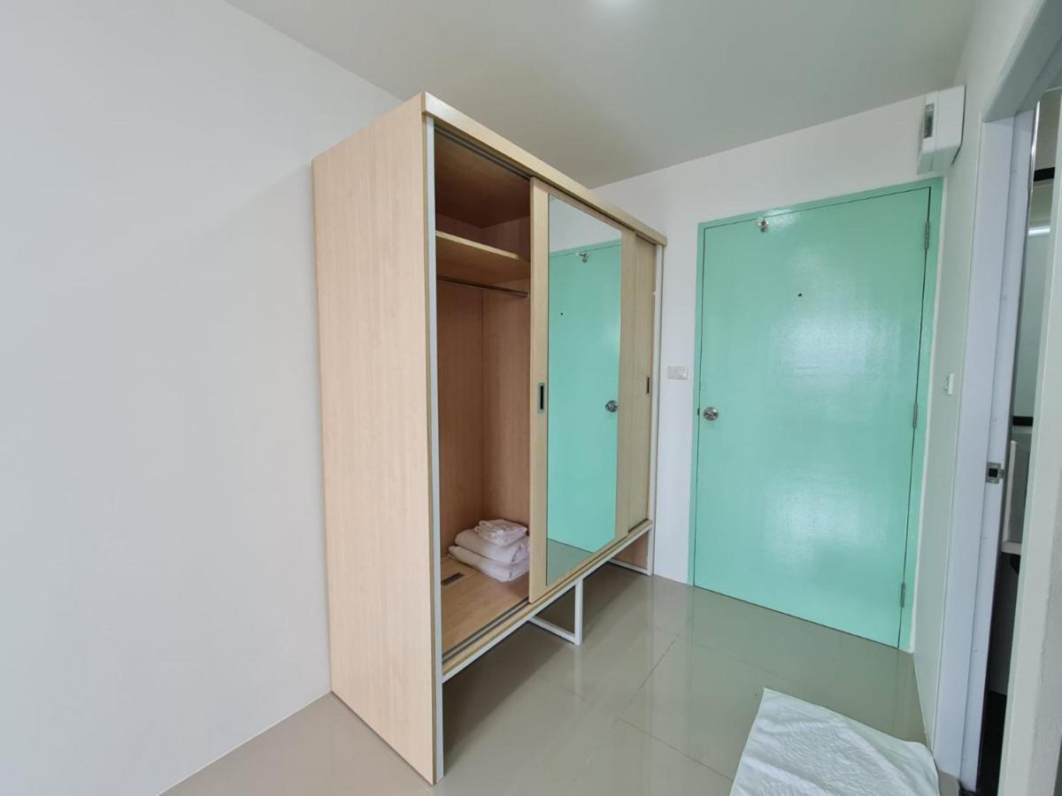 Hostel The Living Block Bangkok