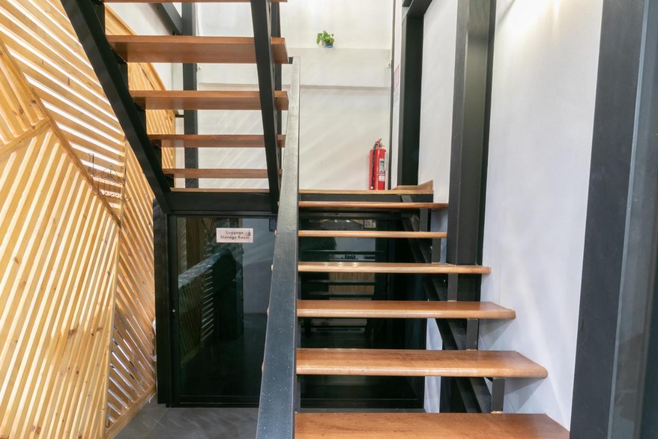 Timber Hostel *