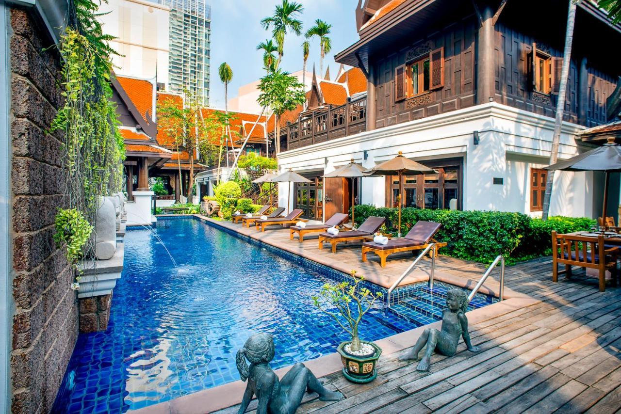 Davis Thai House Bangkok