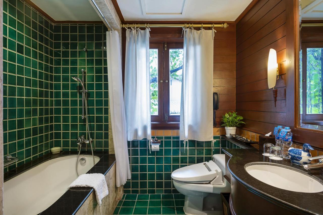 Davis Thai House Resort 4*