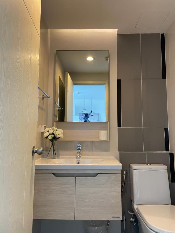 Breezy With Balcony View Sukhumvit77 Appartement