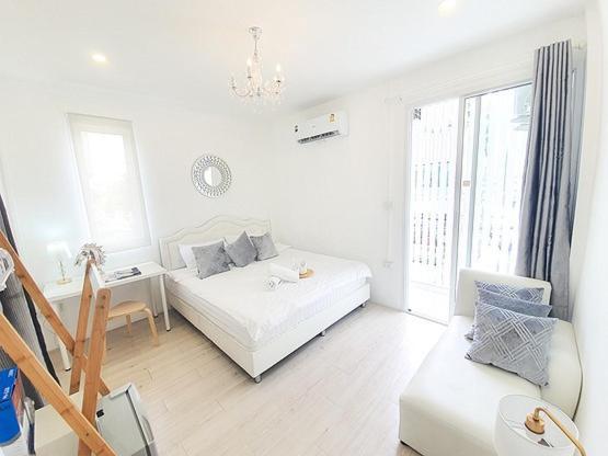Hostel Aora Boutique Ekkamai