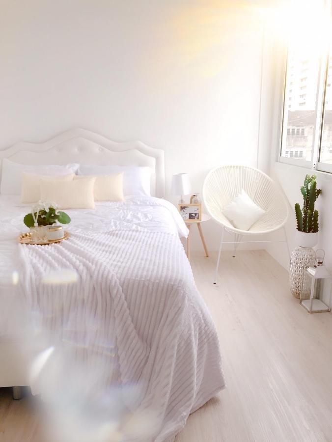 Hostel Aora Boutique Ekkamai *