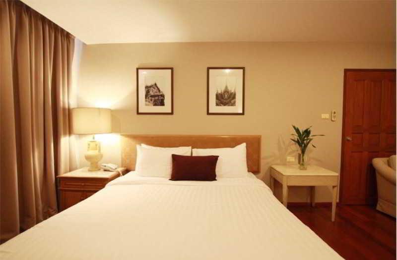 Asoke Sukhumvit By Uhg Aparthotel