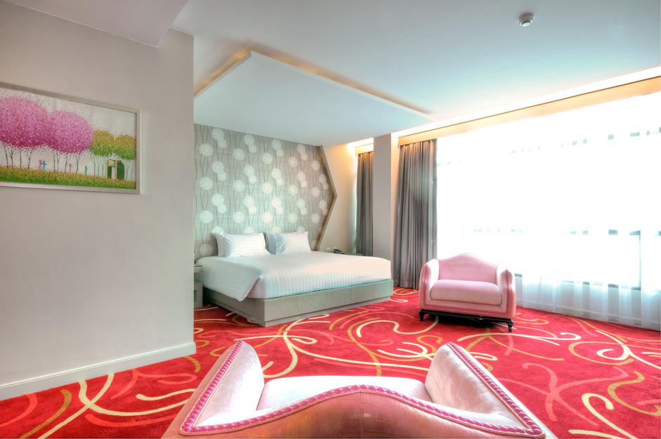 Hotel One One