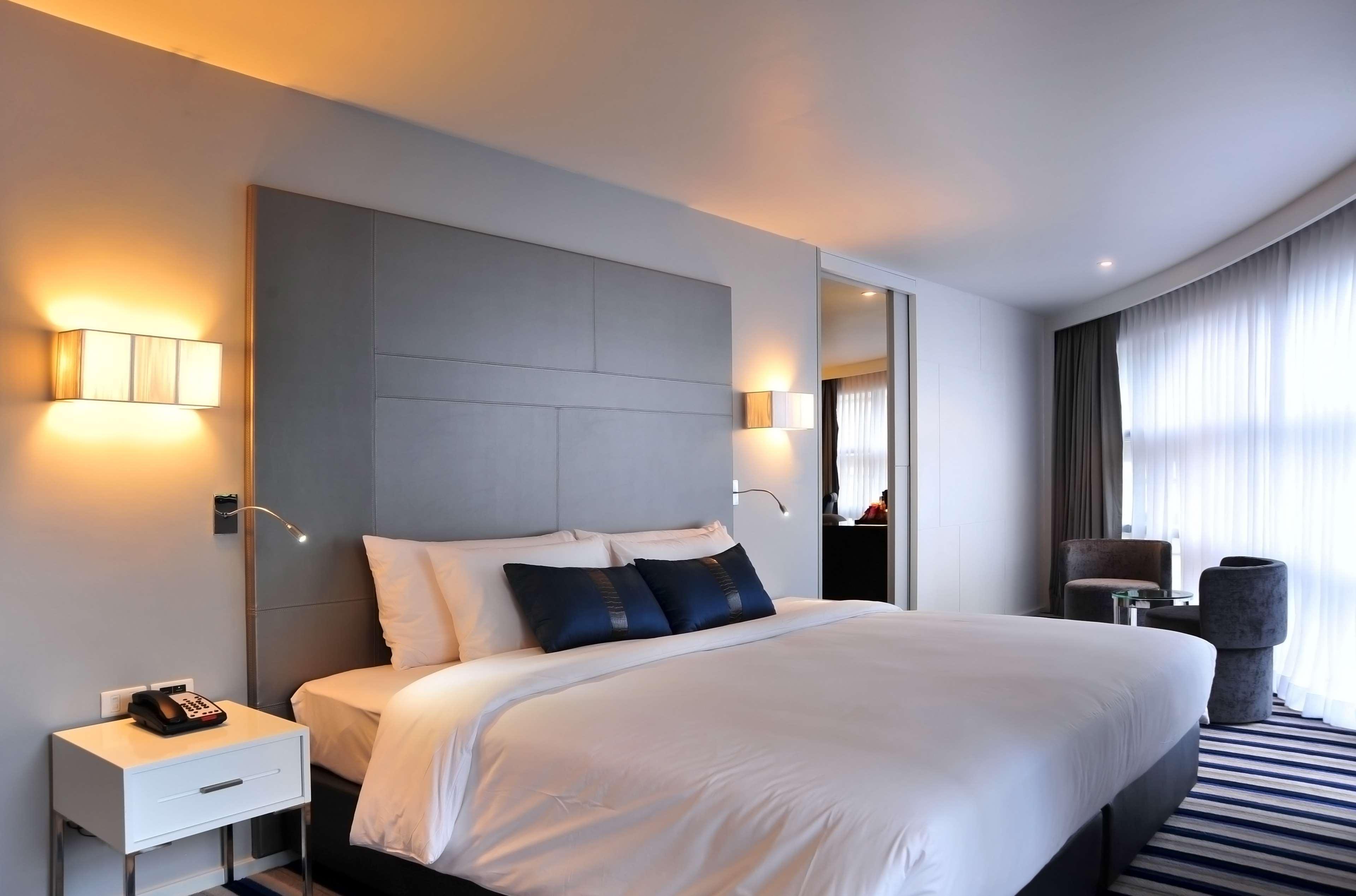 Western Sukhumvit 20 4*