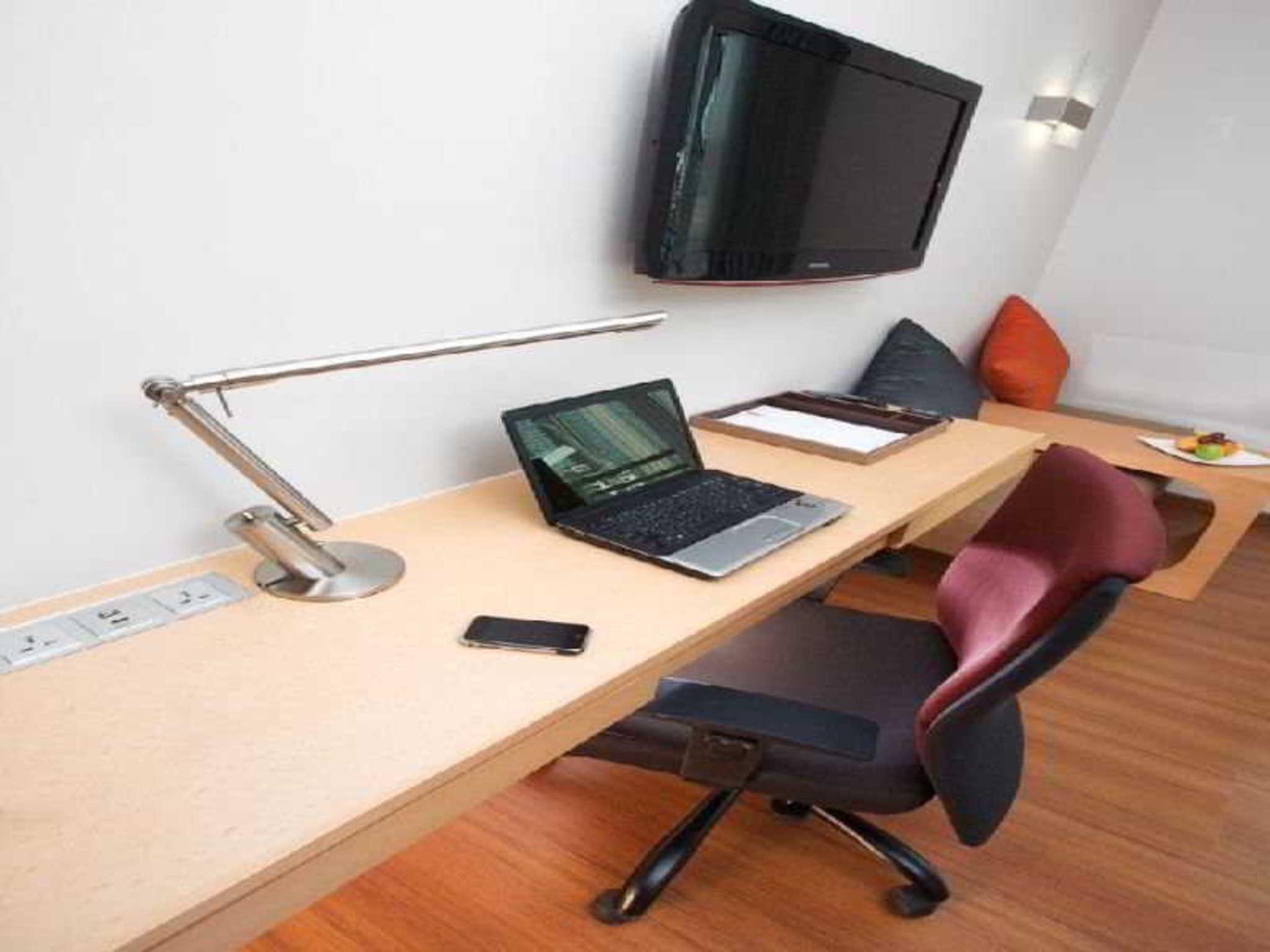 Solo, Sukhumvit 2, - Sha Extra Hotel Bangkok