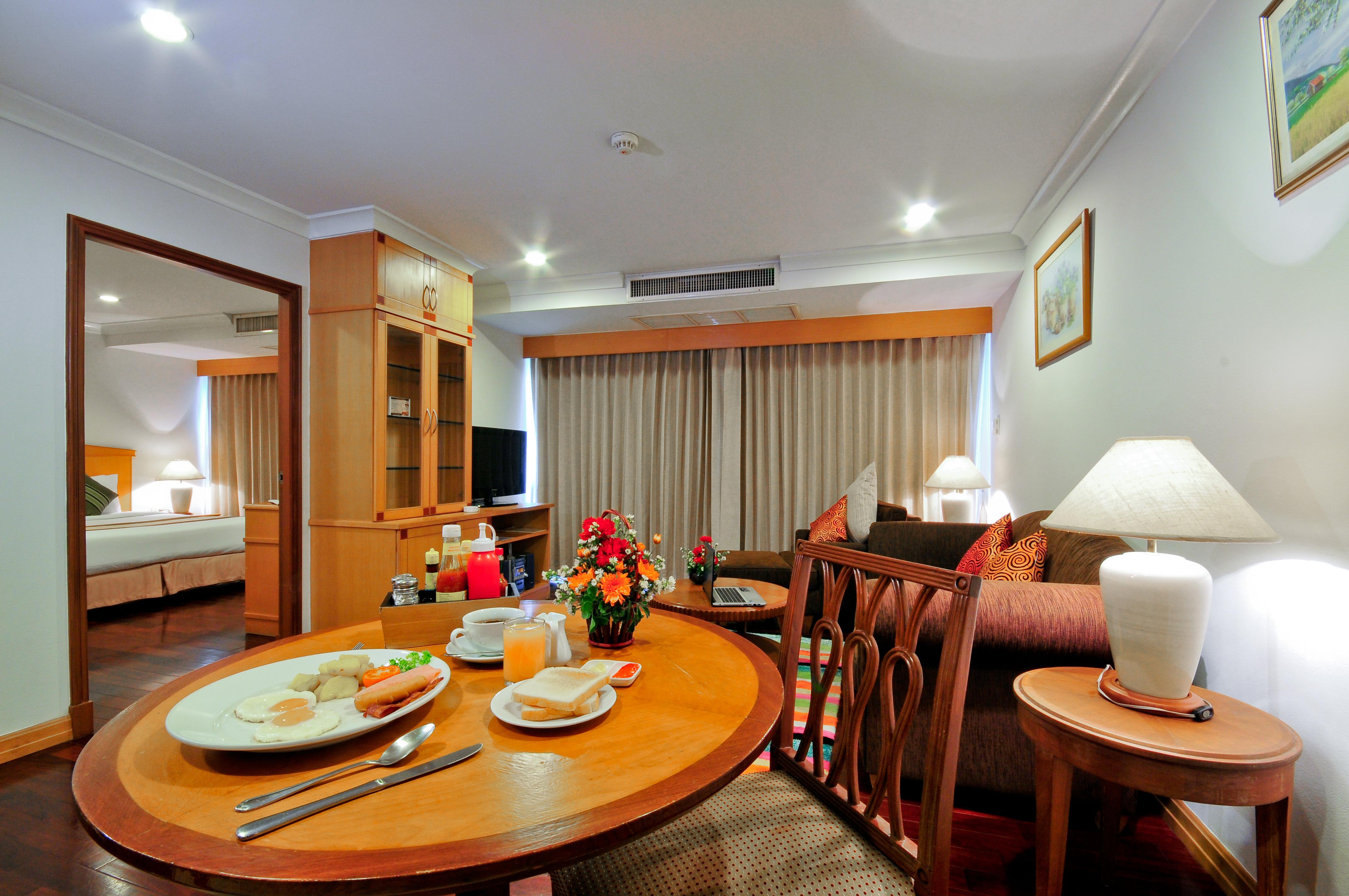 Admiral Hotel