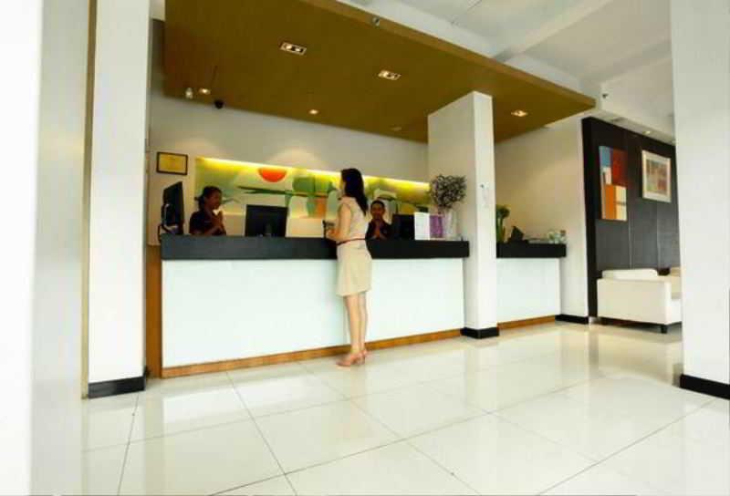 The Embassy Sathorn 3*