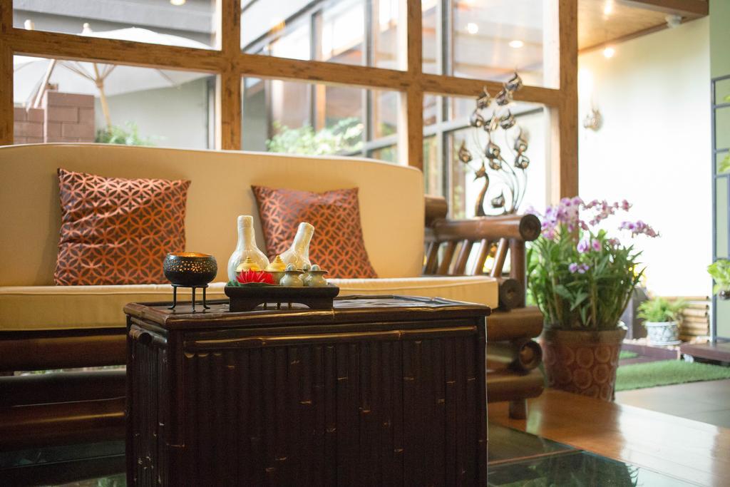Bliston Suwan Park View Hotel 4*