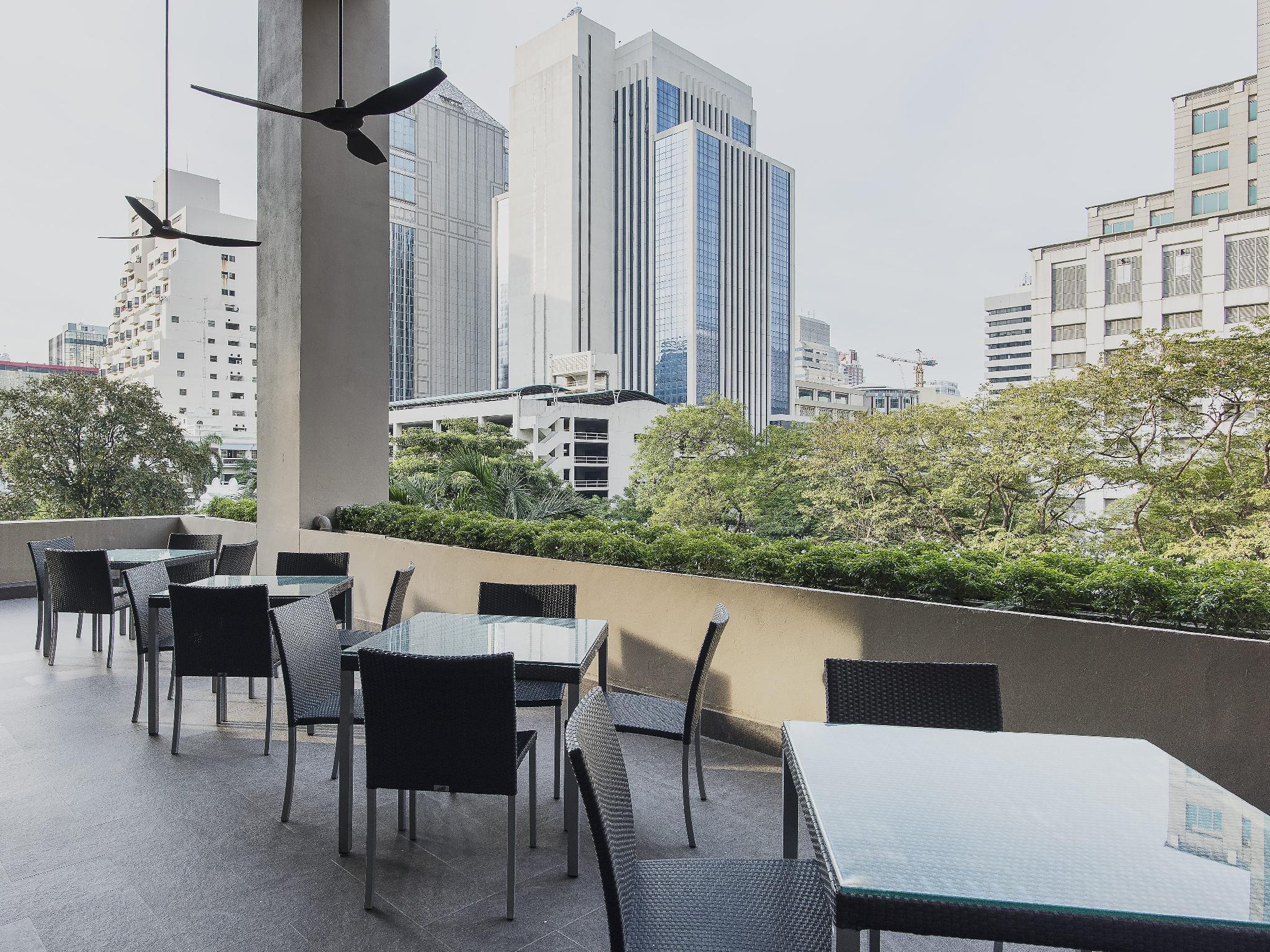 Hotel Bliston Suwan Park View