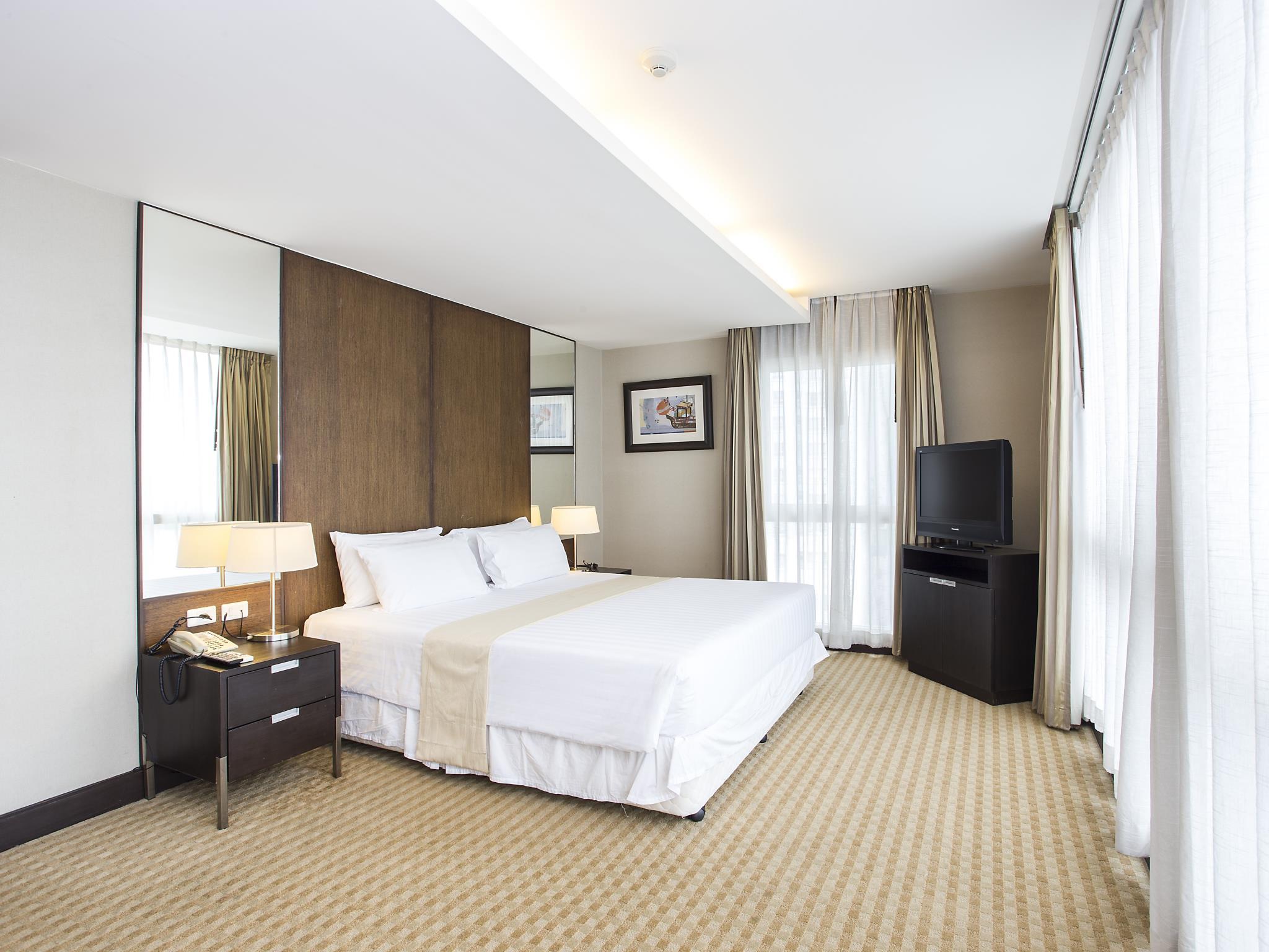 Hotel The Narathiwas & Sathorn Bangkok