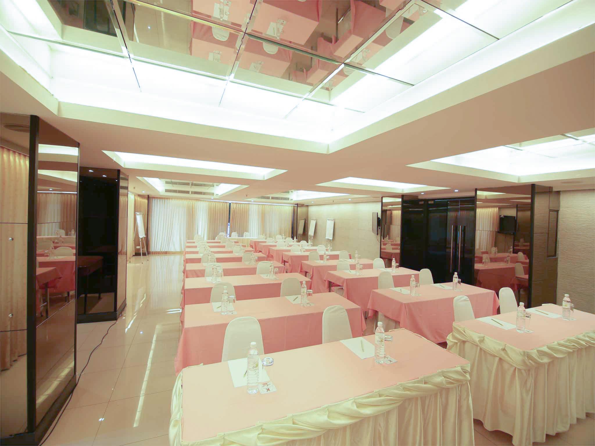 Hotel Convenient Park Bangkok