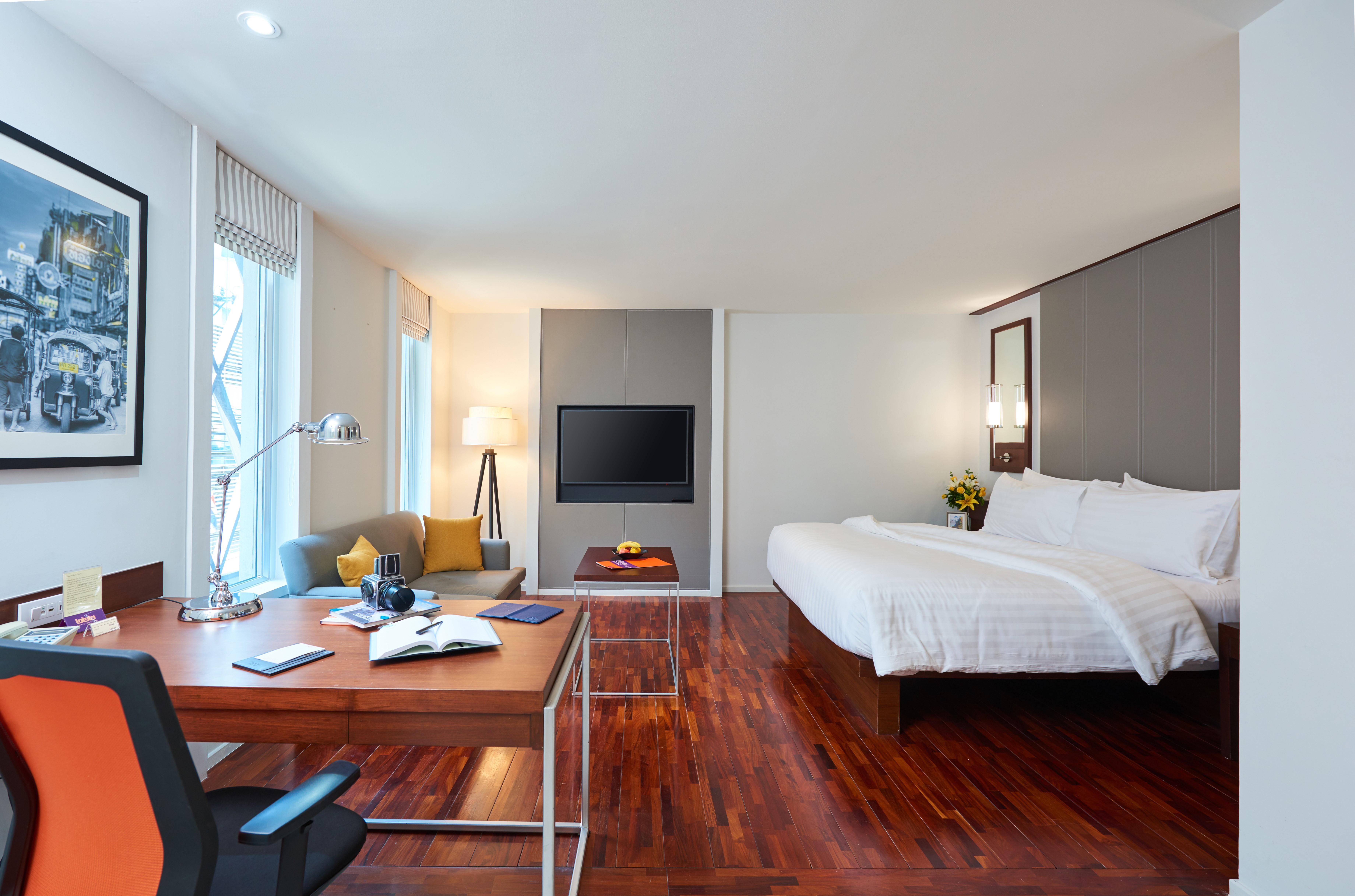 Triple Two Silom 4*