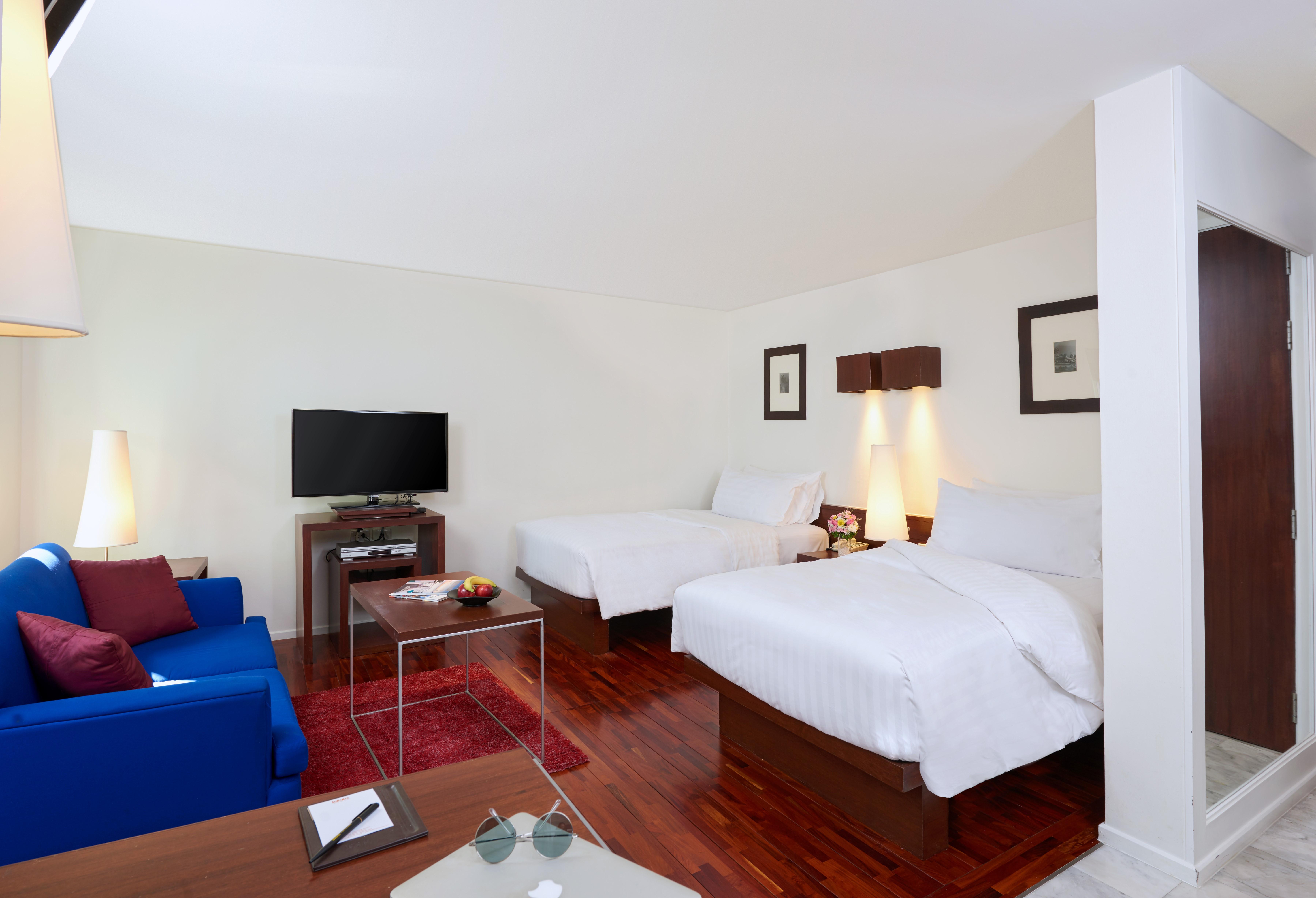 Triple Two Silom Hotel 4*