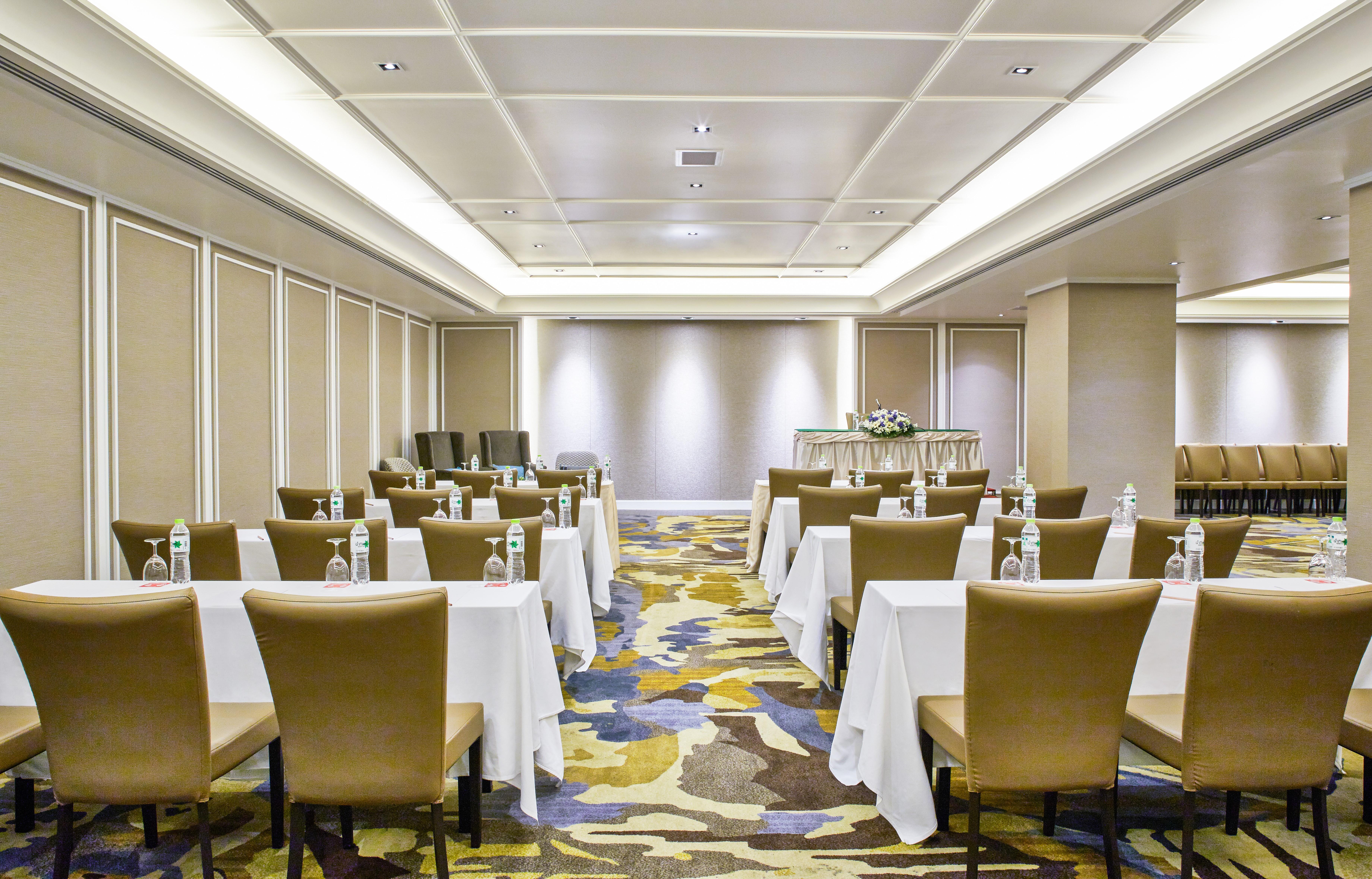 Hotel Triple Two Silom 4*
