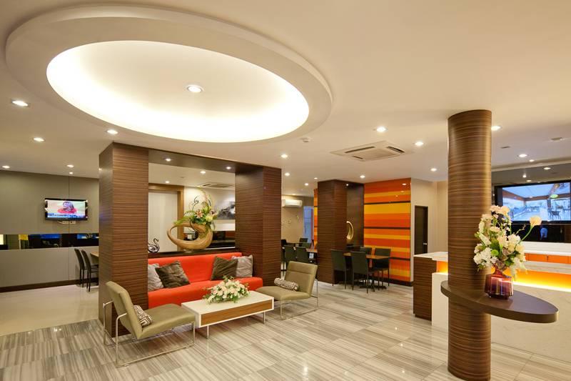 Arawana Express Phromphong Hotel 3*