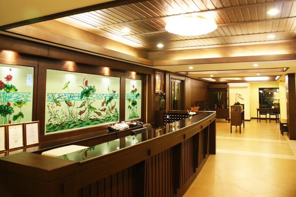 Thong Ta And Hotel 2*