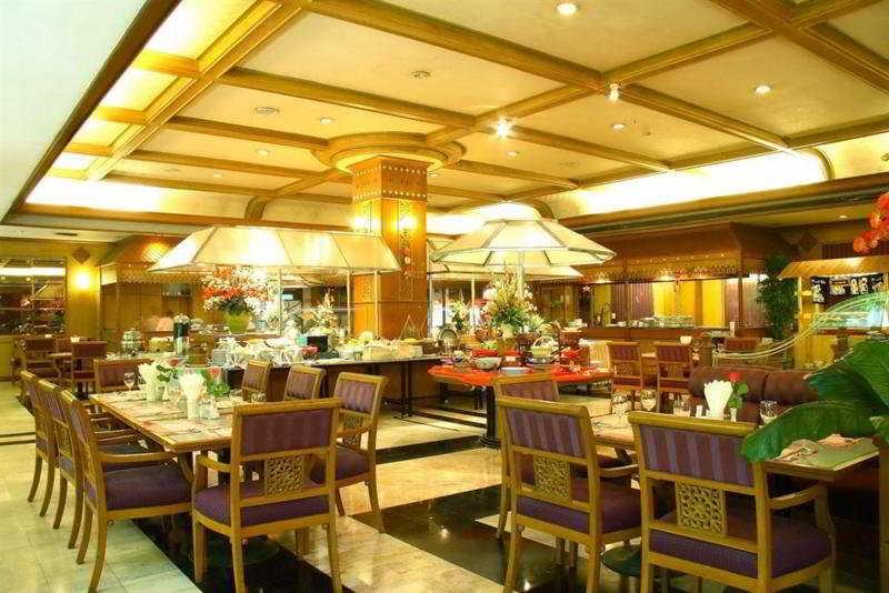 Town In Town Hotel 4*