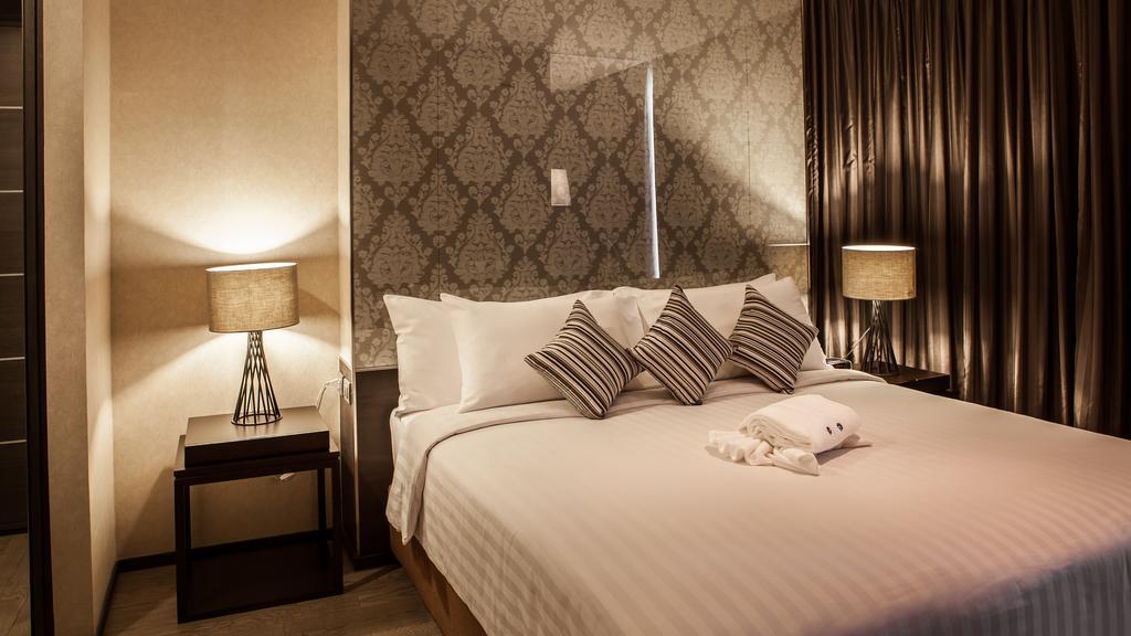 Hotel Arcadia Ploenchit By Compass Hospitality 4*