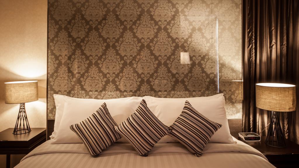 Hotel Arcadia Ploenchit By Compass Hospitality 4*