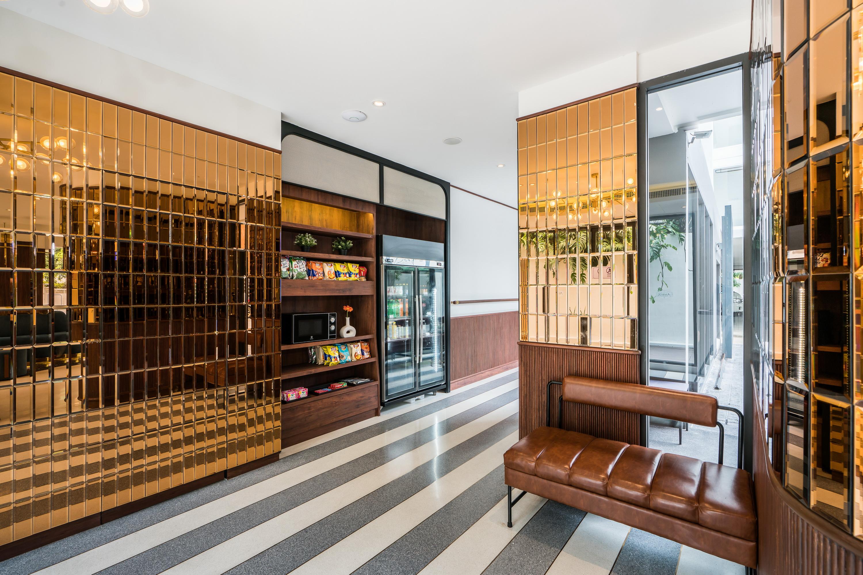 Hotel Amber Sukhumvit 85