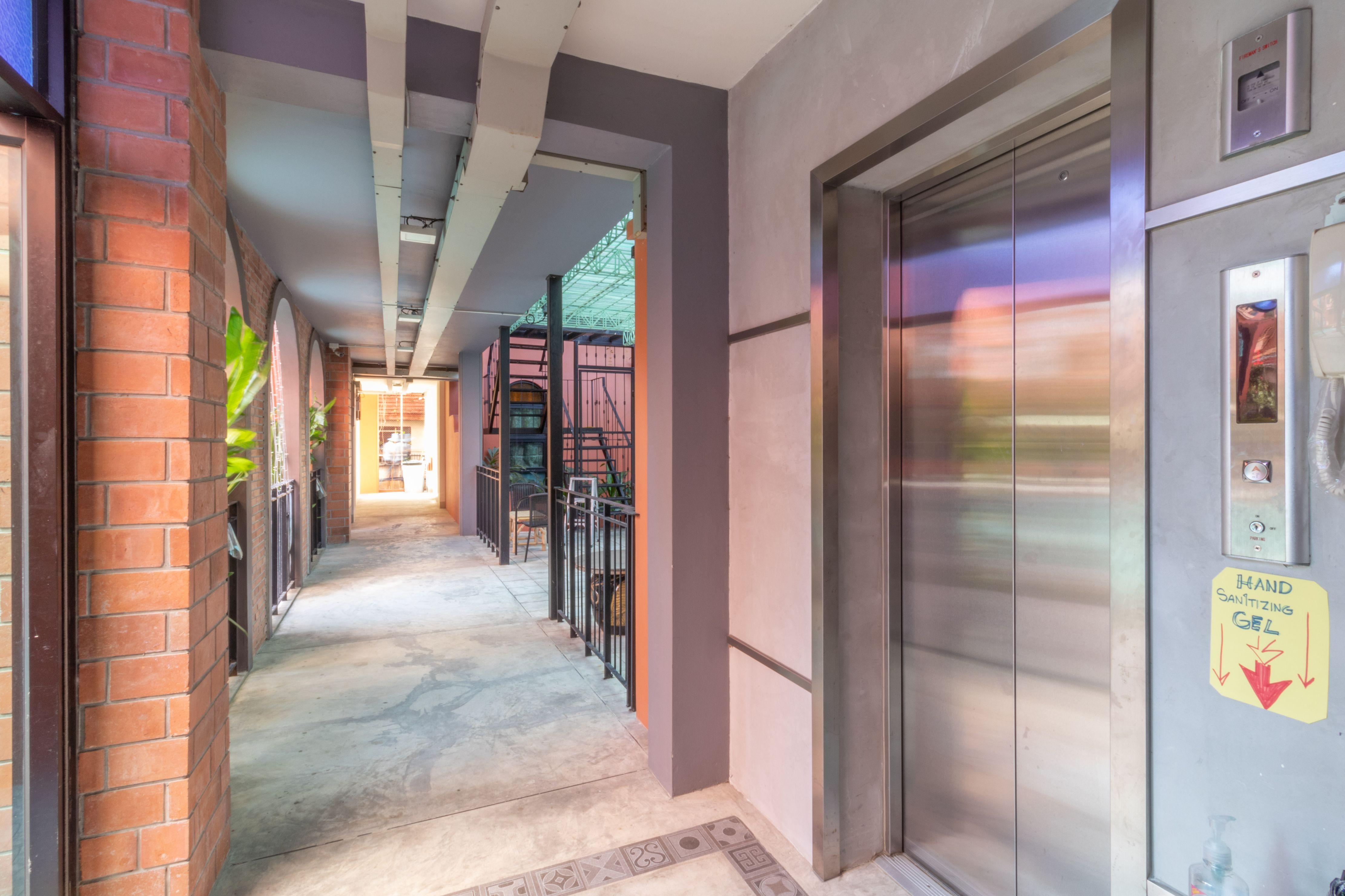 Baansuanprannok Hotel 4*