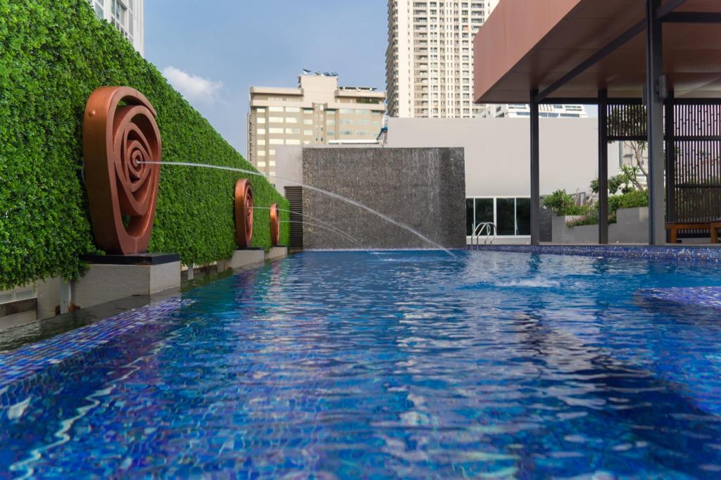 18 Bangkok