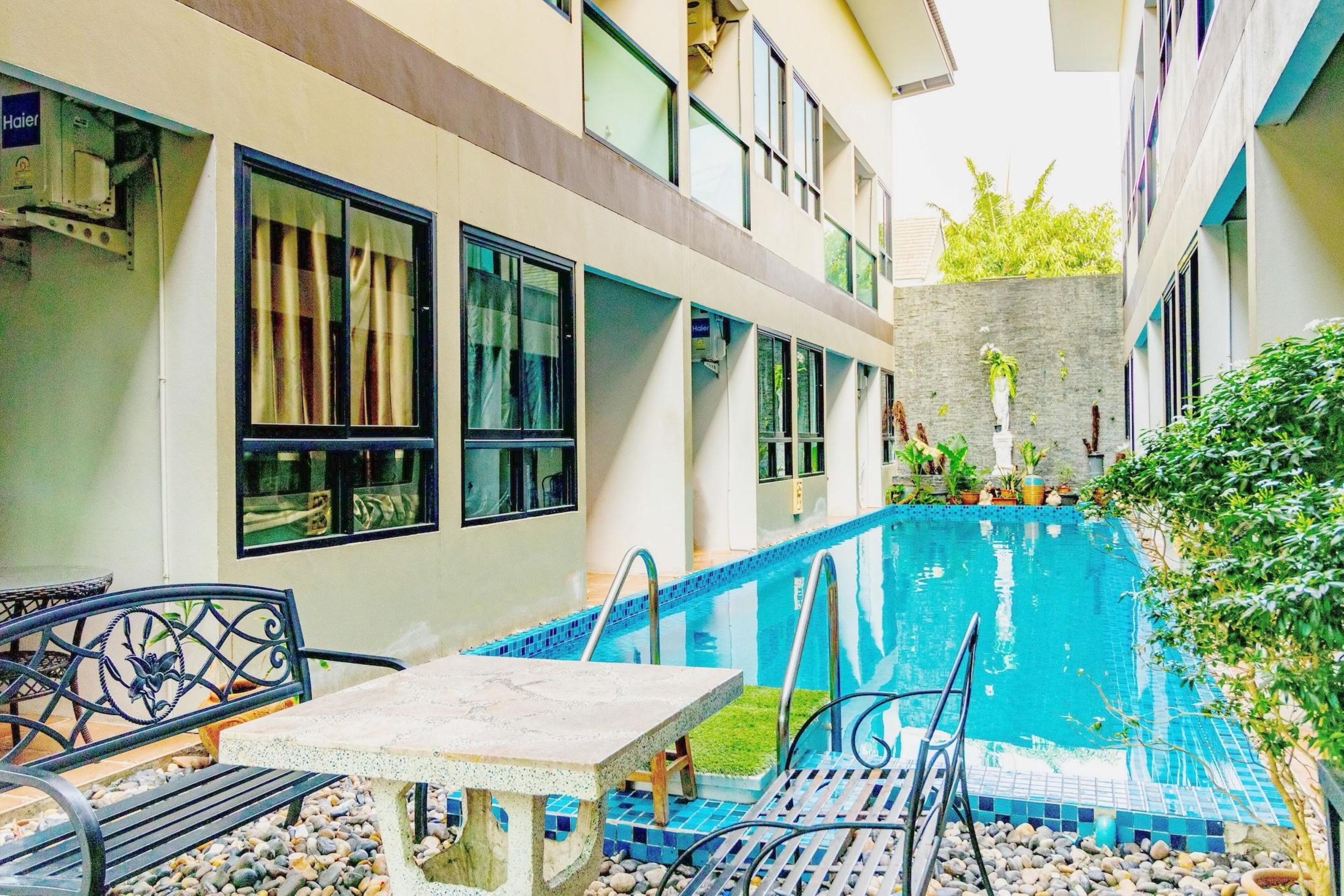 The Pool Hotel Bangkok