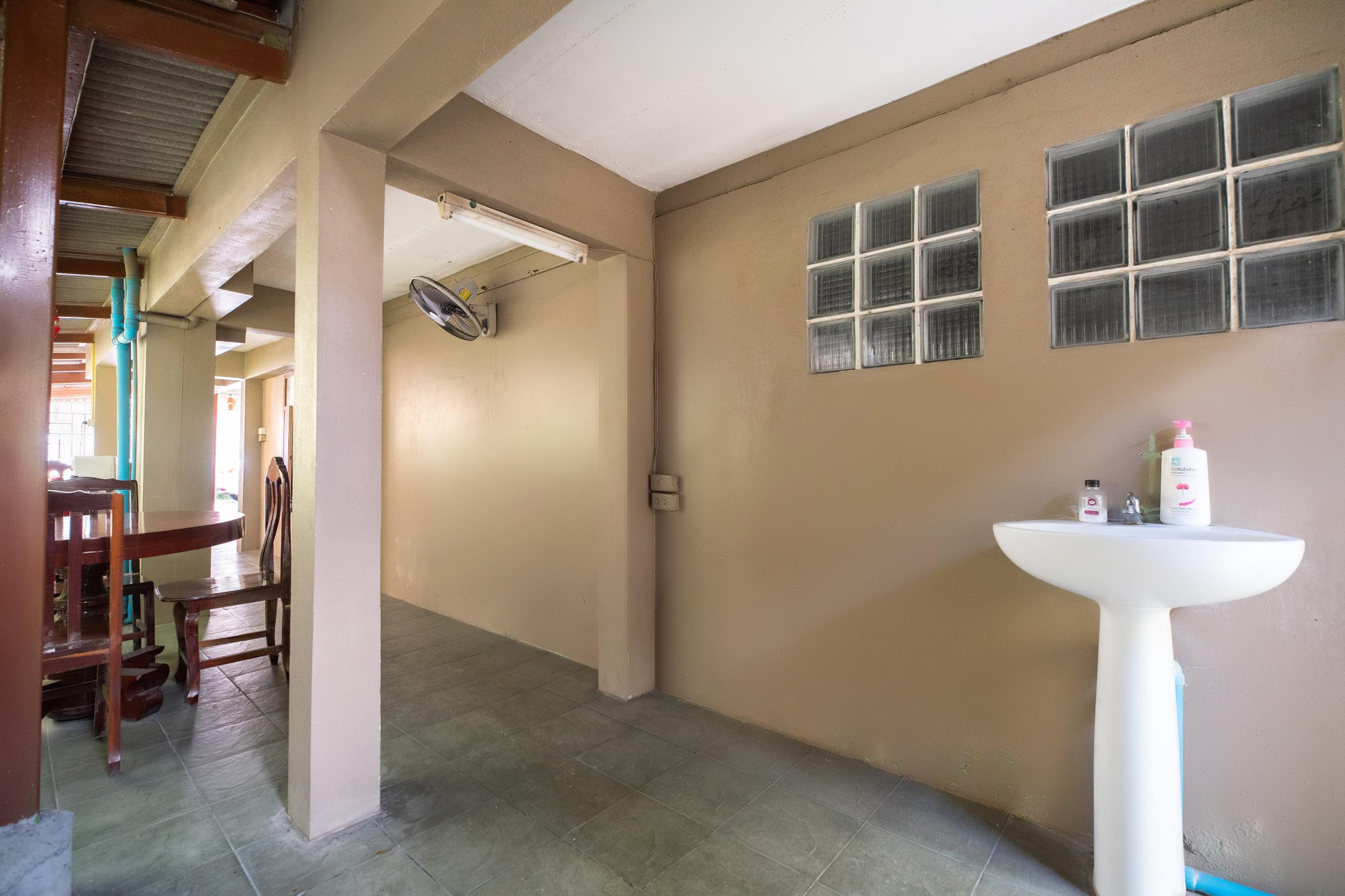 Hotel Oyo 691 Don Muang Boutique House Bangkok