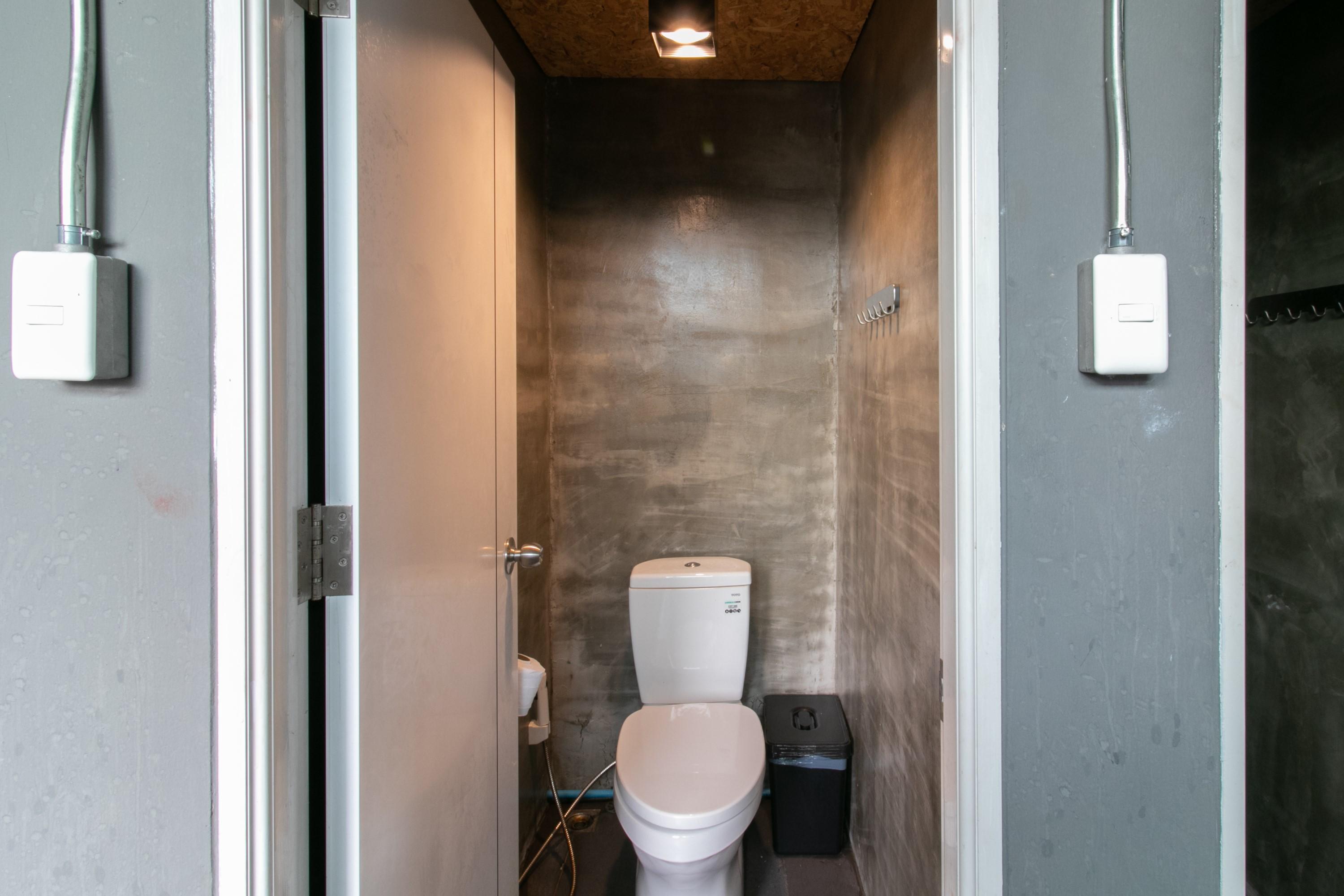 Zhelter'bkk Hostel